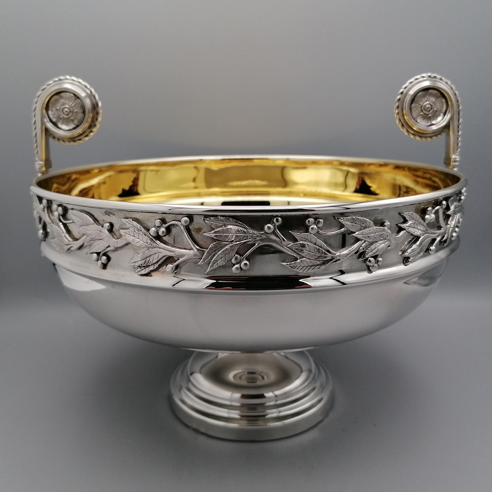 Italian centerpiece with solid silver plate in Renaissance style  For Sale 9