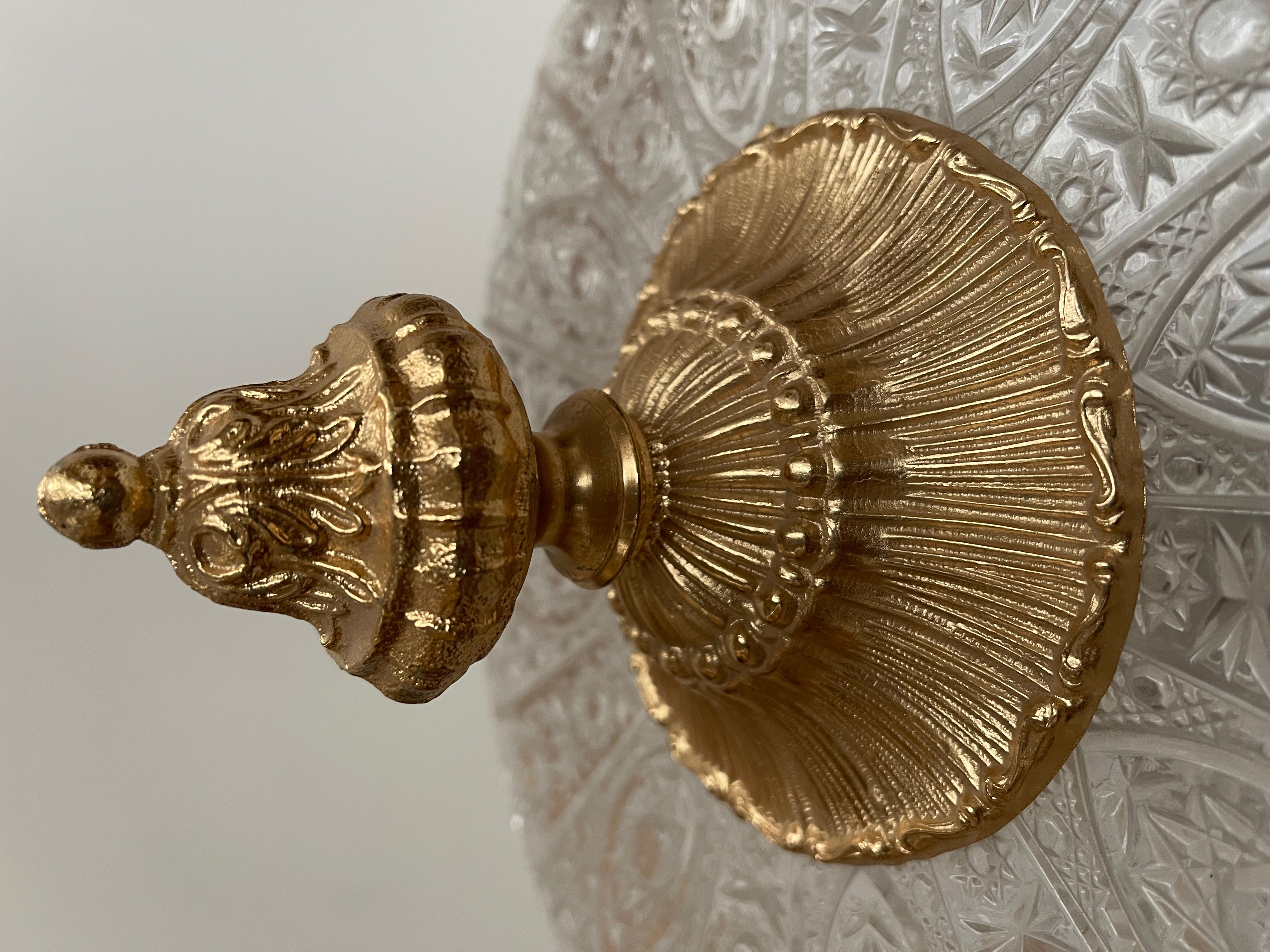 Lujoso centro de mesa de cristal italiano y bronce dorado estilo parisino de los años 90 Bronce en venta