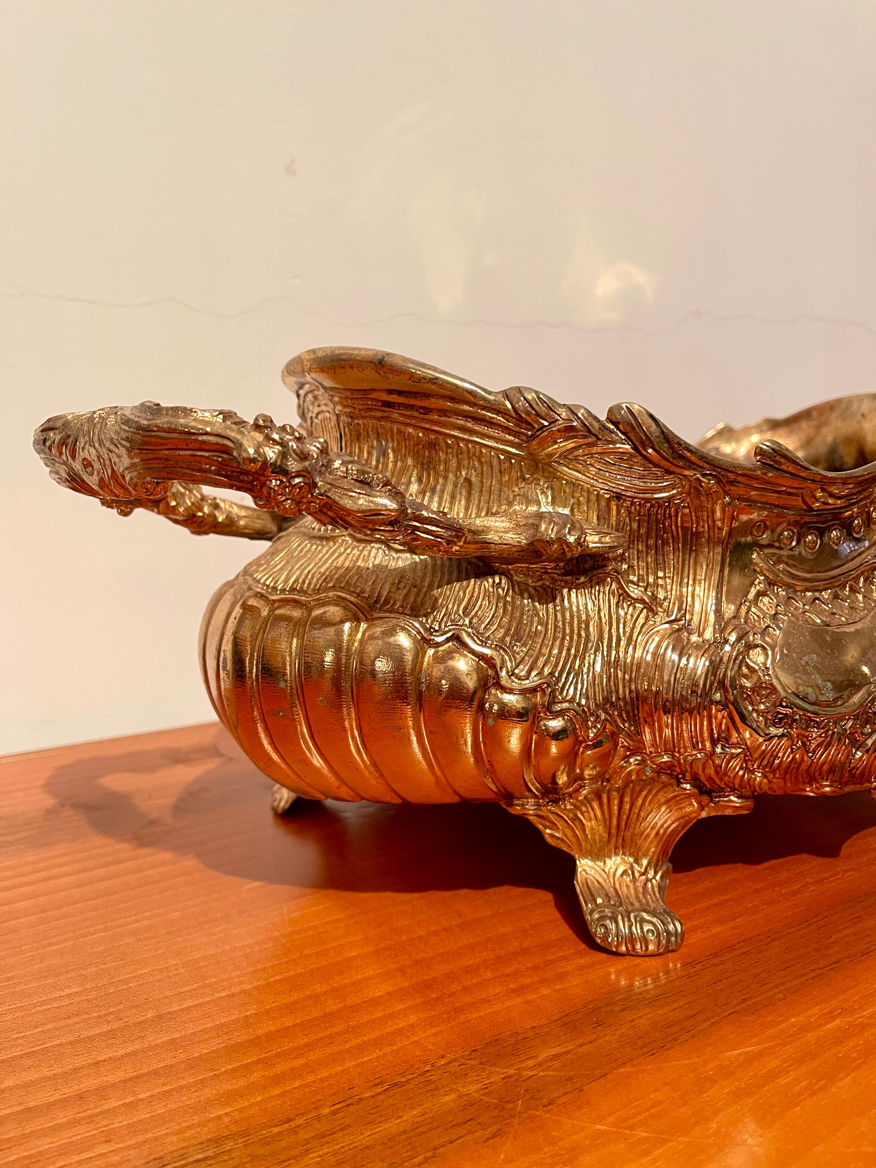 Centrotavola ovale in bronzo stile francese luigi XV anni '90 in vendita 2