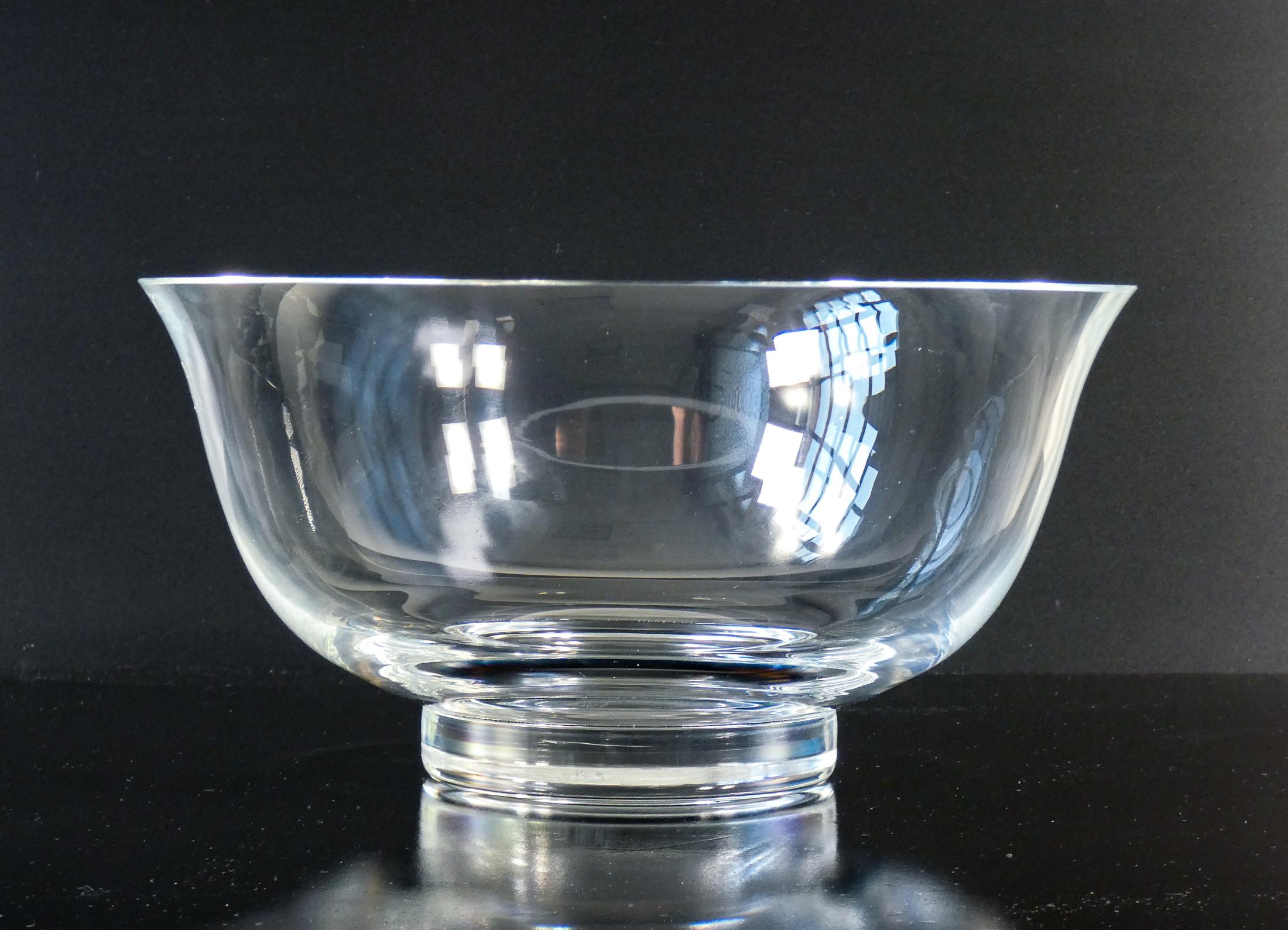 Centerpiece, blown glass fruit bowl signed Carlo MORETTI. Italy 1970s In Good Condition For Sale In Torino, IT