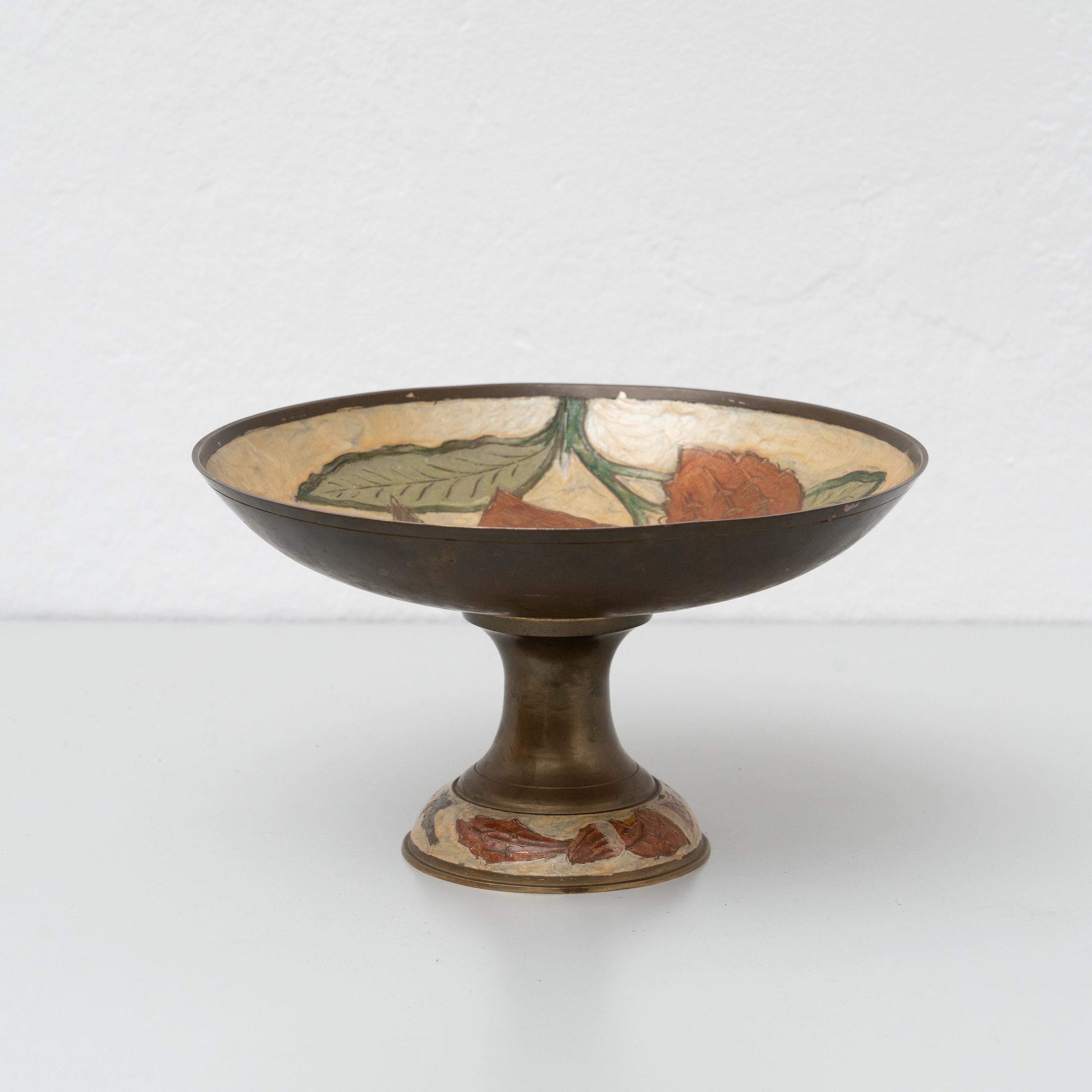 Century Brass Fruit Bowl, circa 1980 In Good Condition For Sale In Barcelona, Barcelona