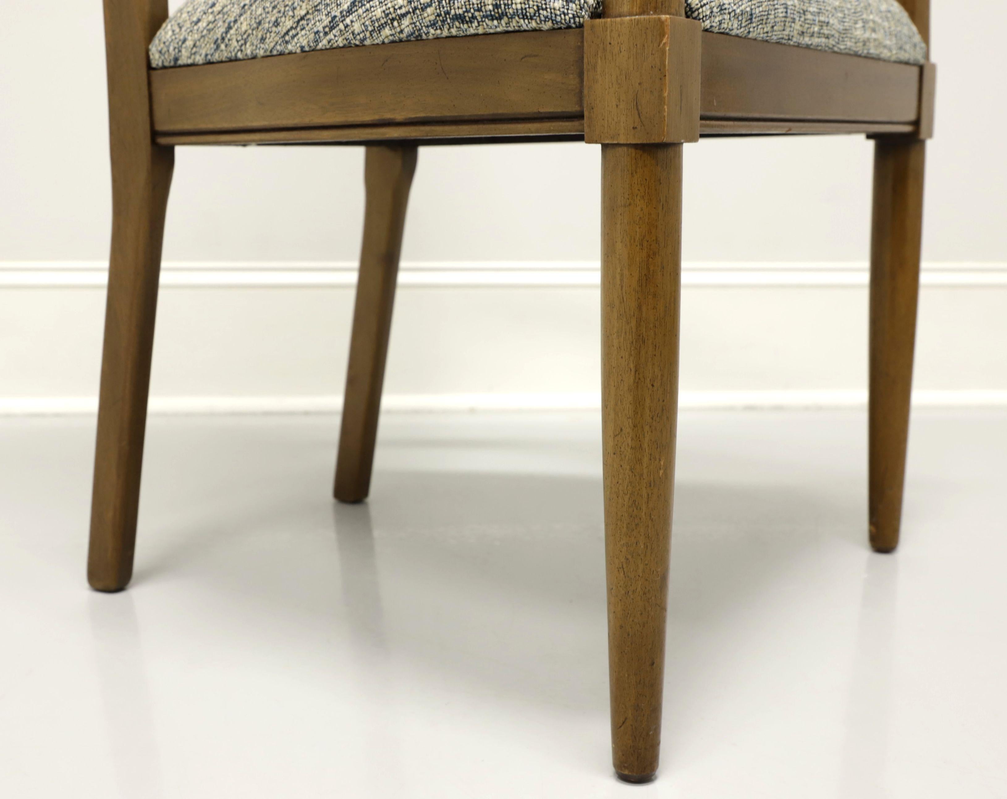 CENTURY Esszimmerstühle aus Nussbaumholz im spanischen Stil, 6er-Set im Angebot 5