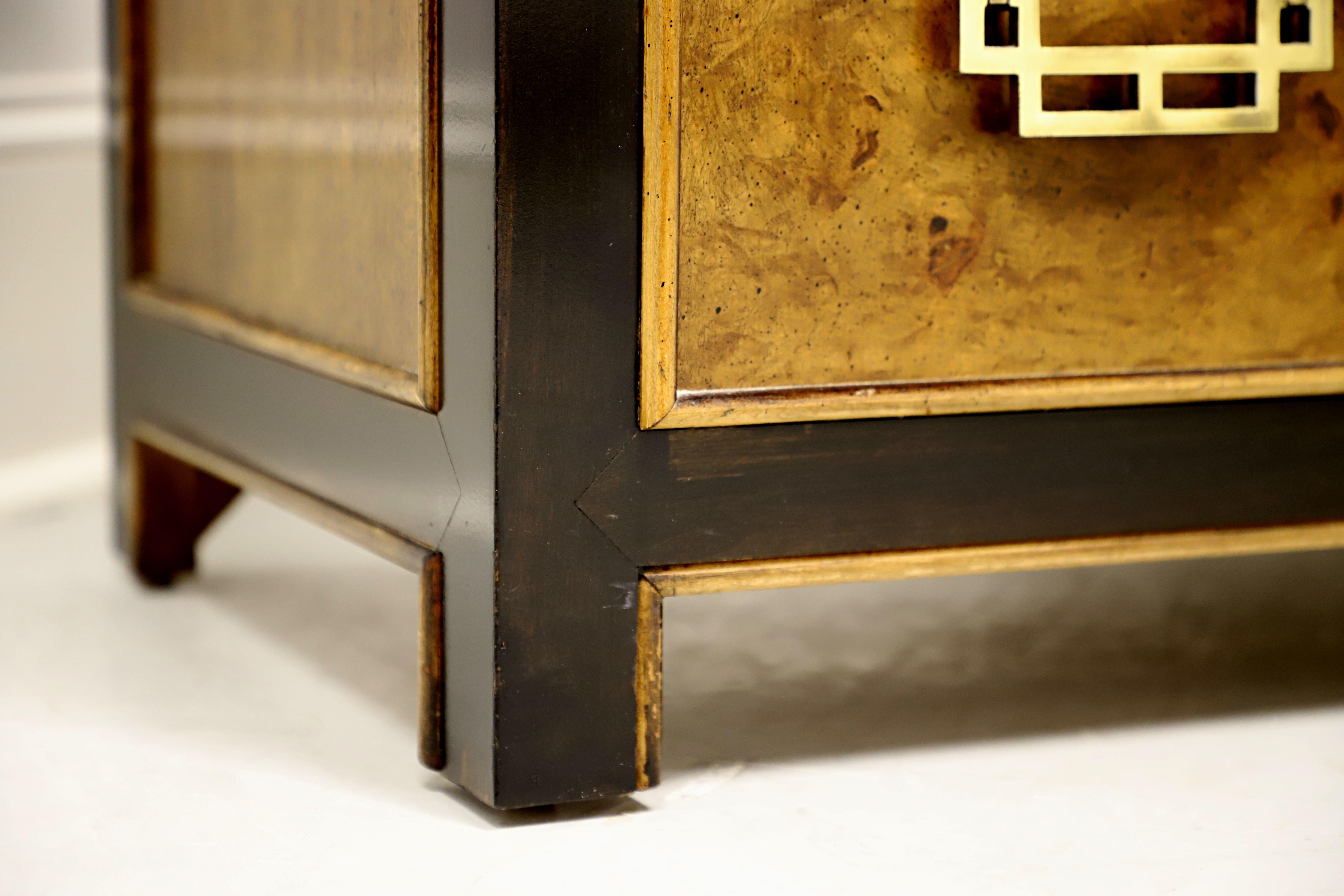 CENTURY Chin Hua by Raymond Sobota Asian Chinoiserie Bedside Chest For Sale 1