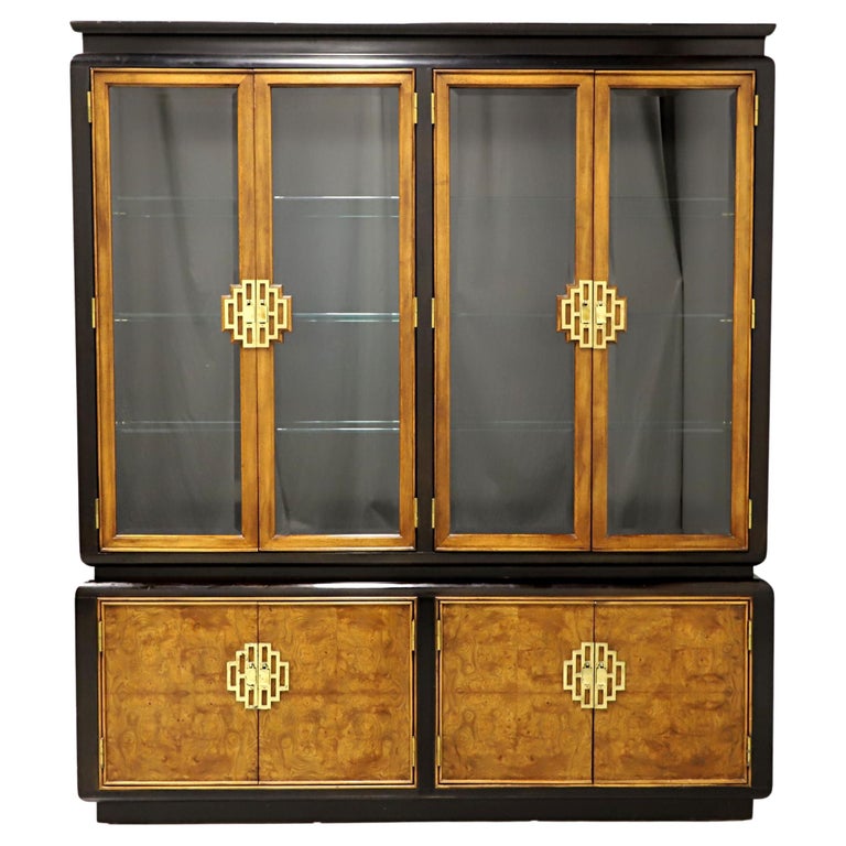 CENTURY Chin Hua by Raymond Sobota Asian Chinoiserie Dual China Display For Sale at 1stDibs