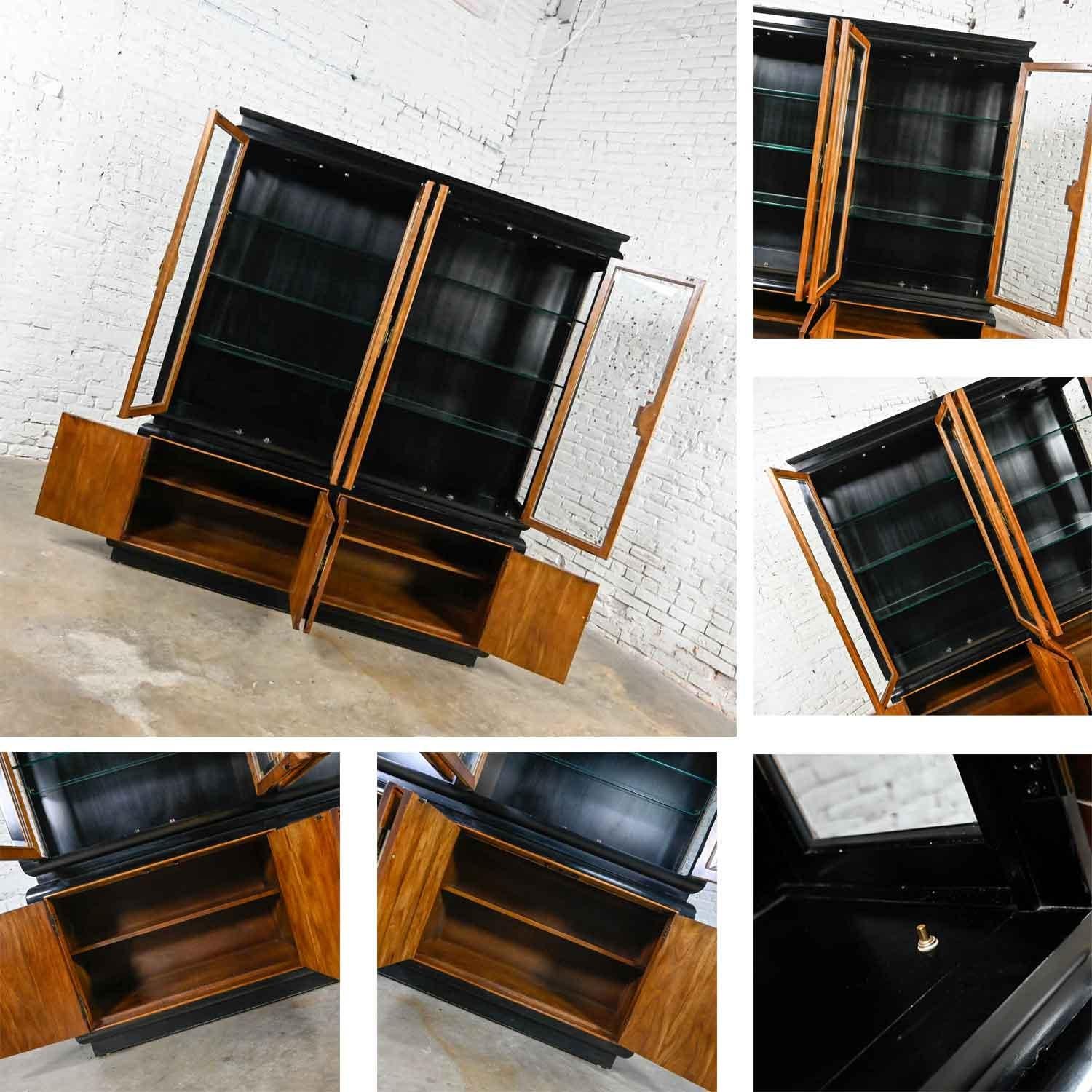 Century Chinoiserie Chin Hua Dbl Display China Cabinet Bookcase Raymond Sobota 6