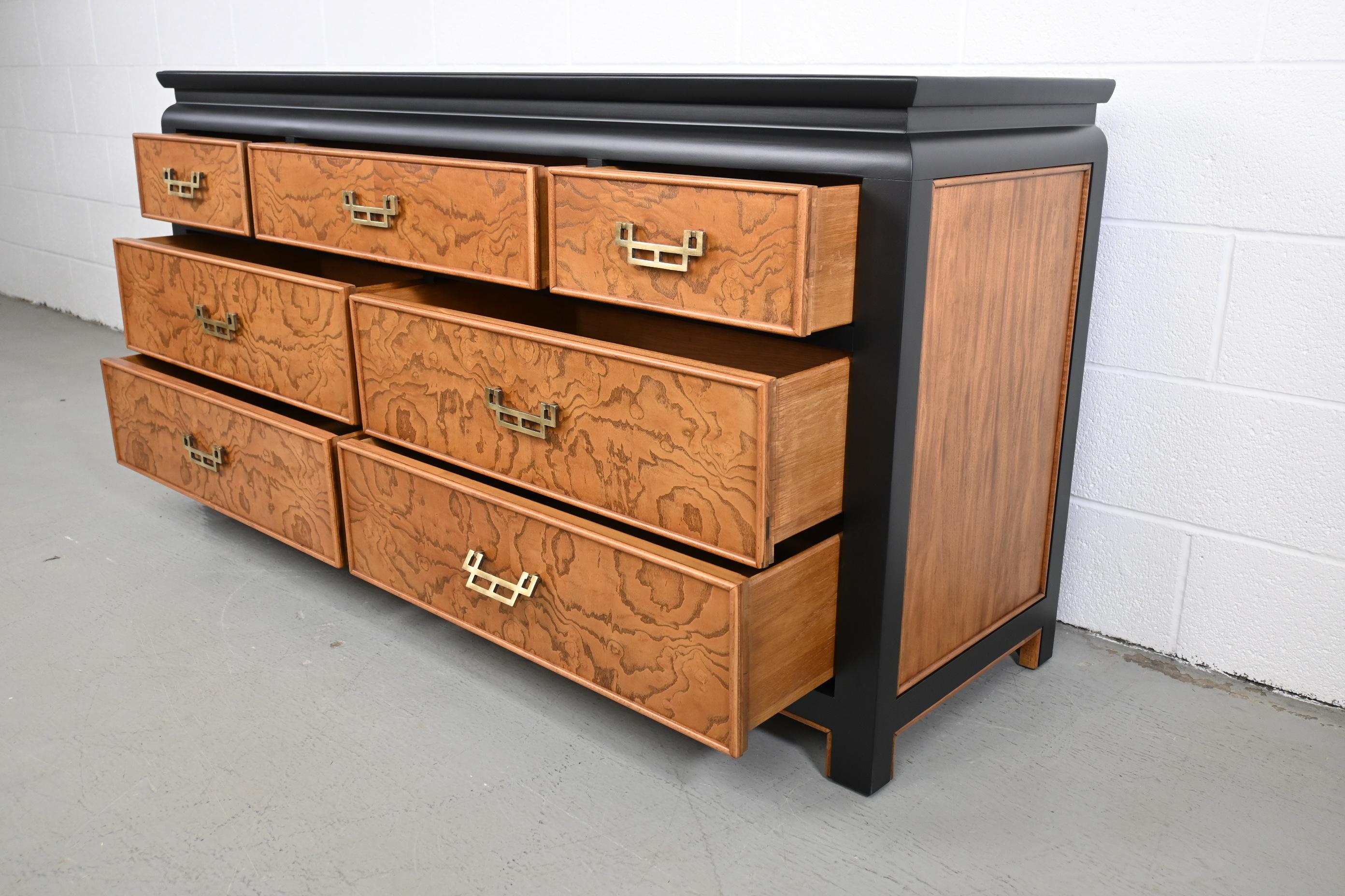 Century Furniture Chin Hua by Raymond Sobota Chinoiserie Dresser For Sale 4