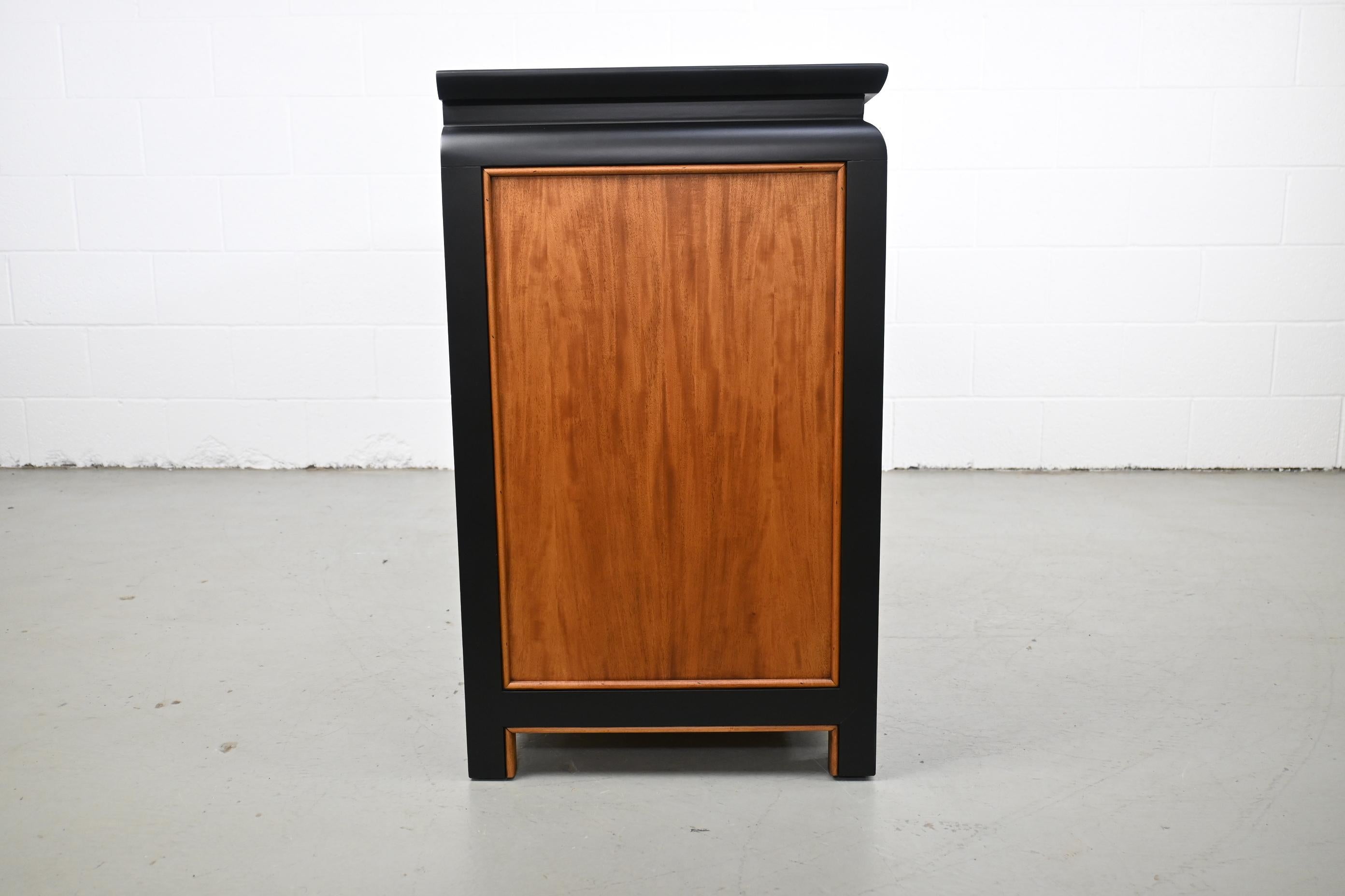 Century Furniture Chin Hua by Raymond Sobota Chinoiserie Dresser For Sale 7