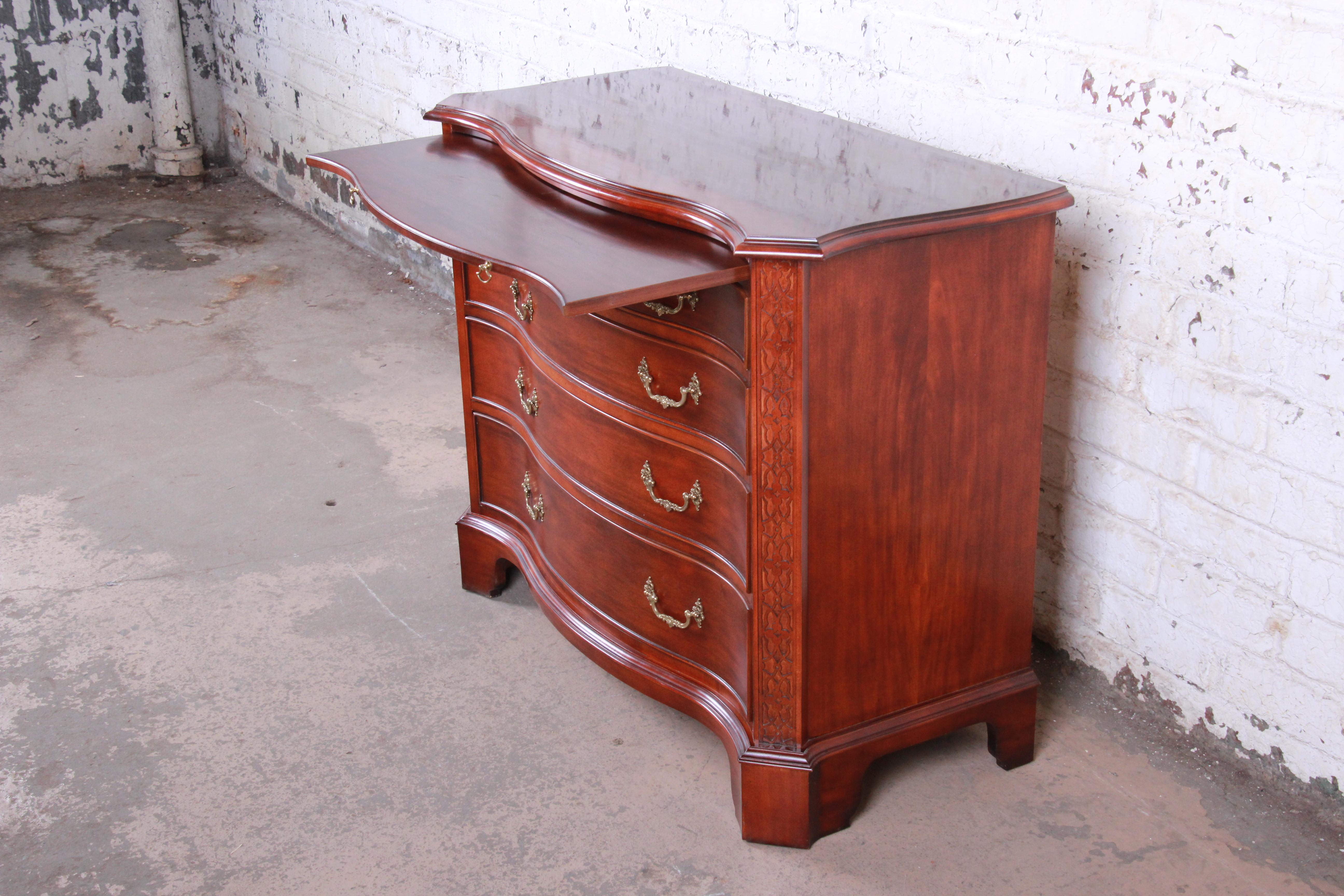 Century Furniture Chippendale Mahogany Bow Front Chest of Drawers or Commode 2