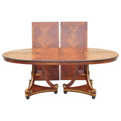 Century Furniture Co. Capuan Collection Biedermeier Esstisch mit doppeltem Sockel