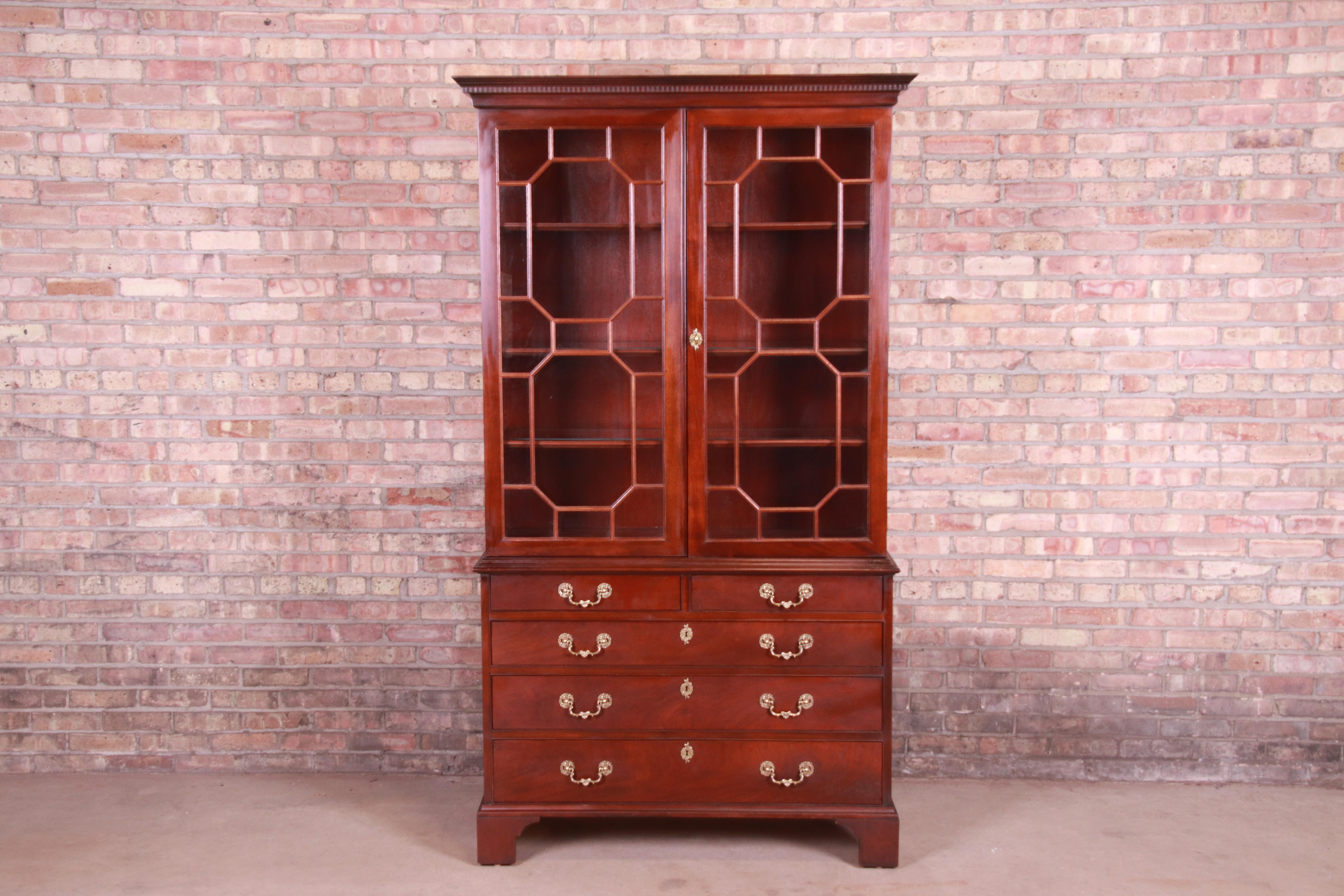 Century Furniture English Chippendale Mahogany Bureau with Bookcase Cabinet In Good Condition In South Bend, IN