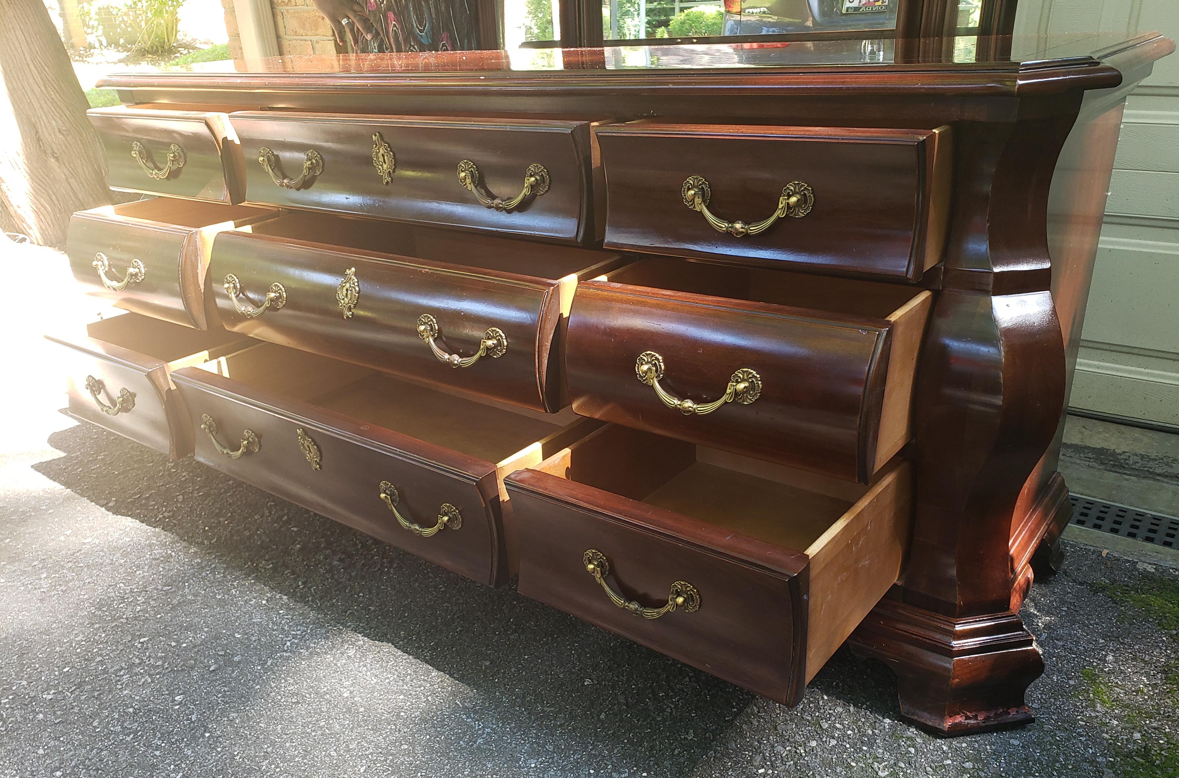 Century Furniture French Bombe Style Mahogany Triple Dresser with Trifold Mirror In Good Condition For Sale In Germantown, MD