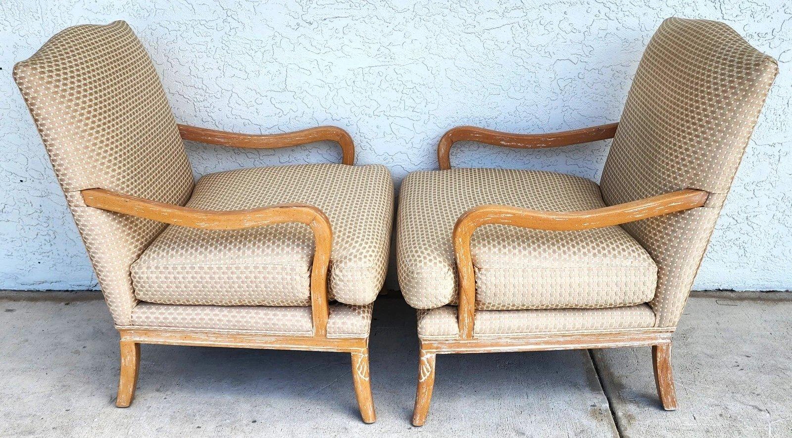 Paire de chaises longues de style campagne française de Century Furniture en vente 9