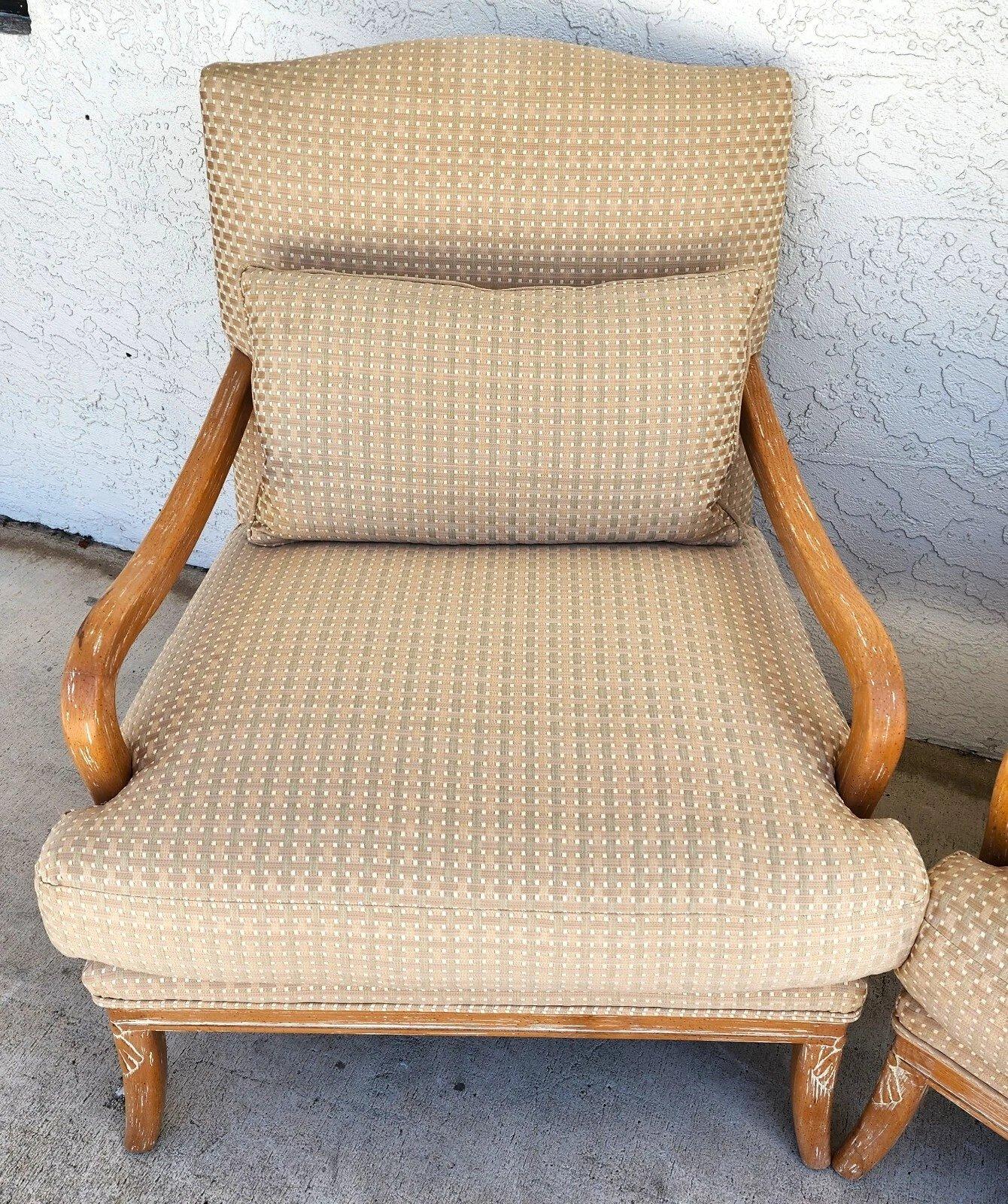 Provincial français Paire de chaises longues de style campagne française de Century Furniture en vente