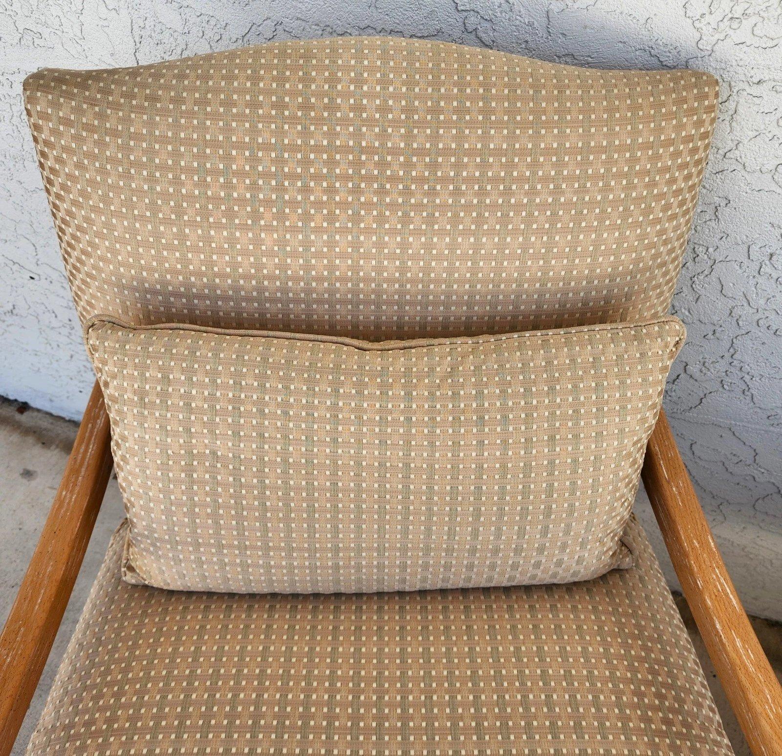 Paire de chaises longues de style campagne française de Century Furniture Bon état - En vente à Lake Worth, FL
