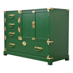 Century Furniture Hollywood Regency Cassettiera laccata, appena rifinita