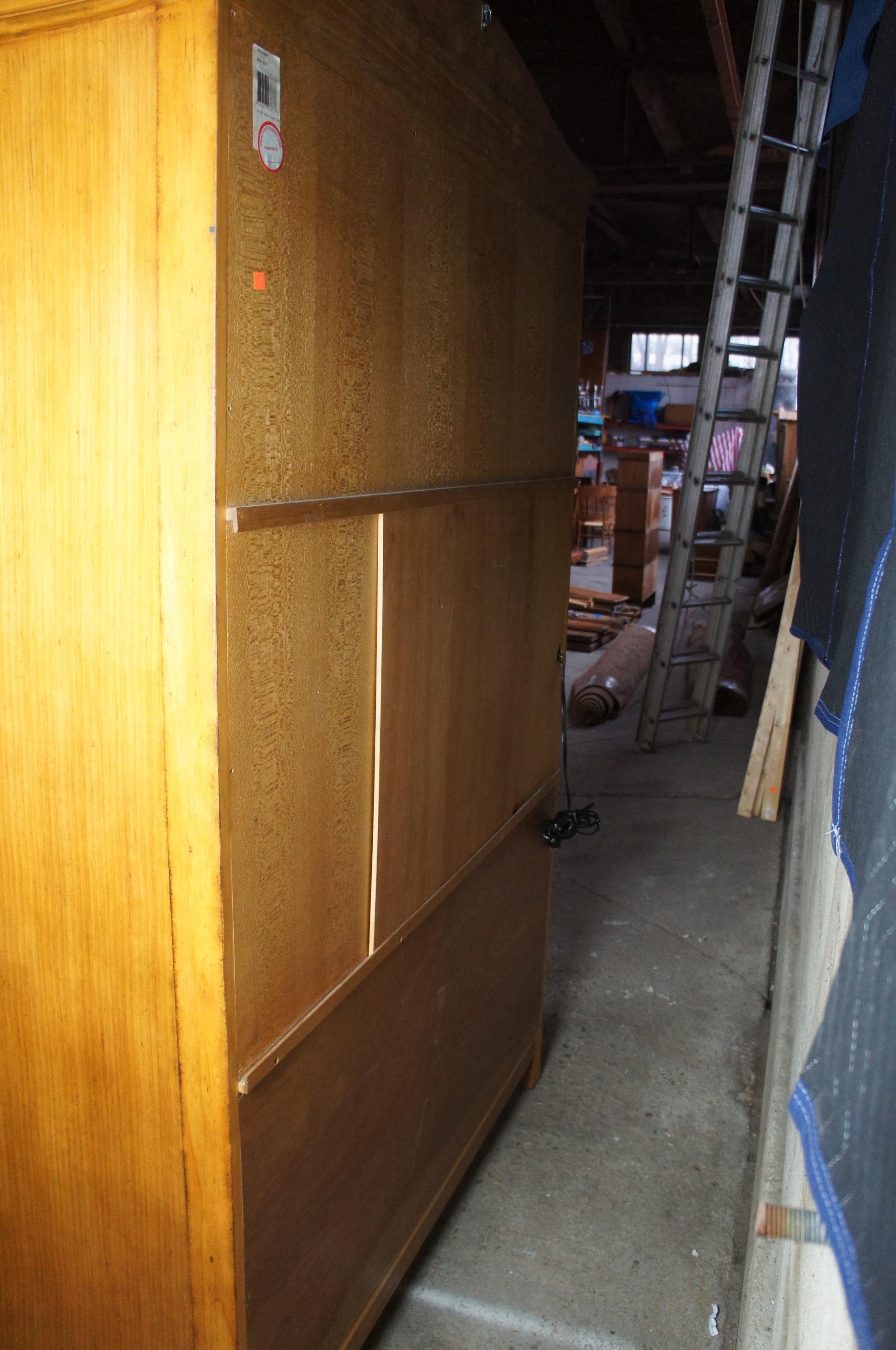 Century Furniture Honey Brown Armoire Clothing Entertainment Cabinet 651-214 5