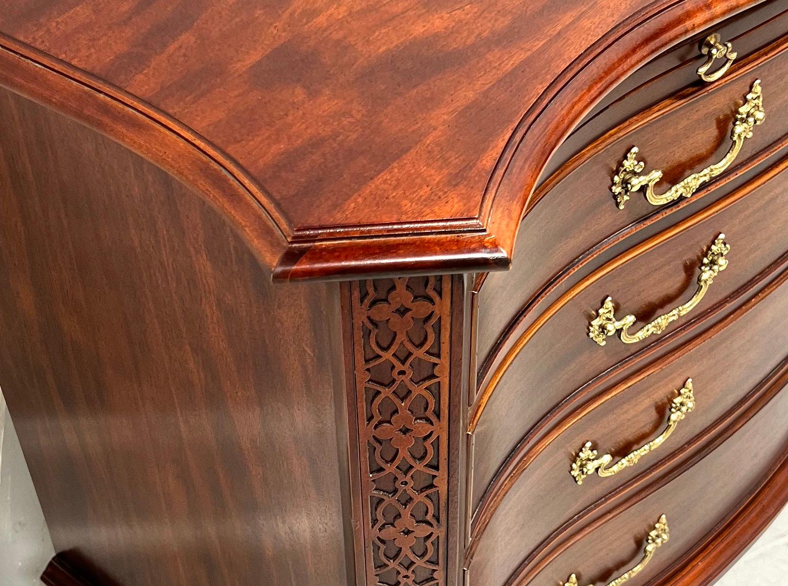 CENTURY FURNITURE Mahogany Chippendale Serpentine Bachelor Chest 2