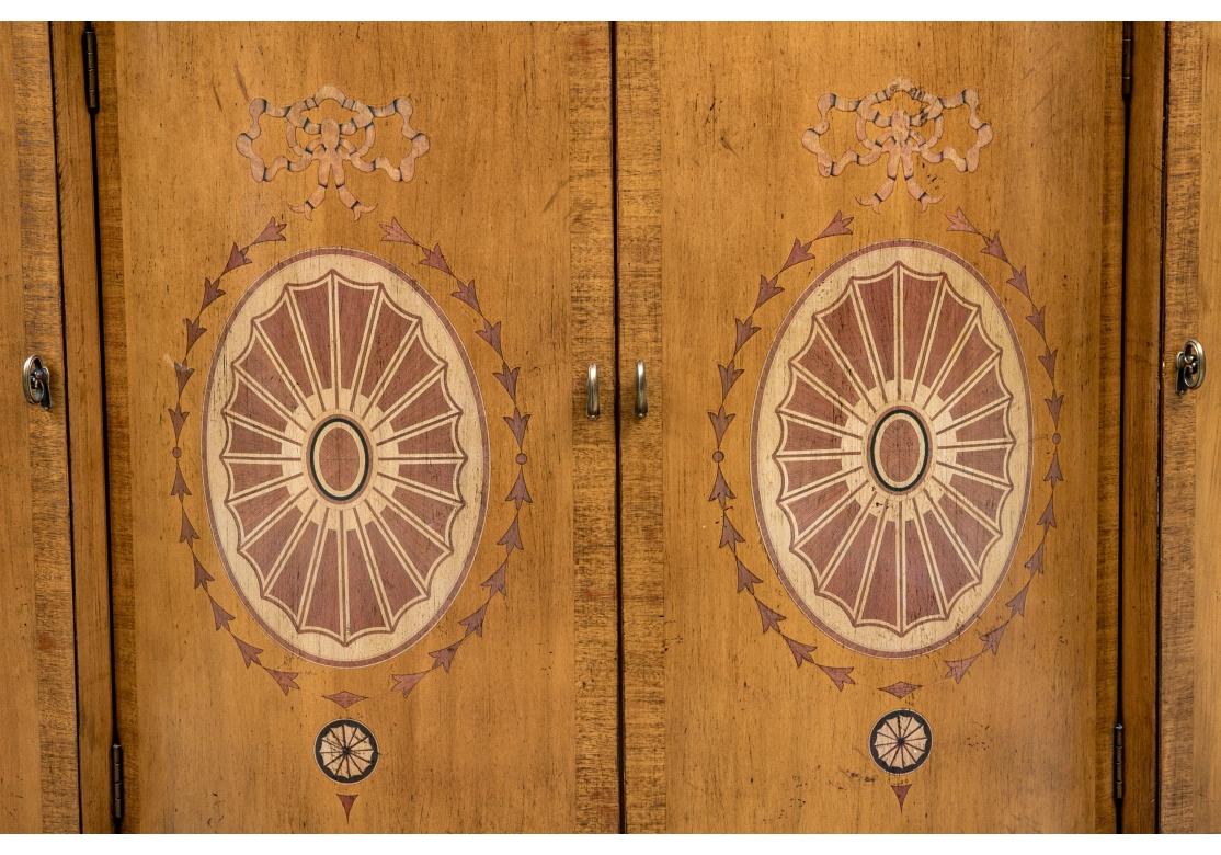 Stile provenzale Century Furniture Paris Gardens Credenza in vendita