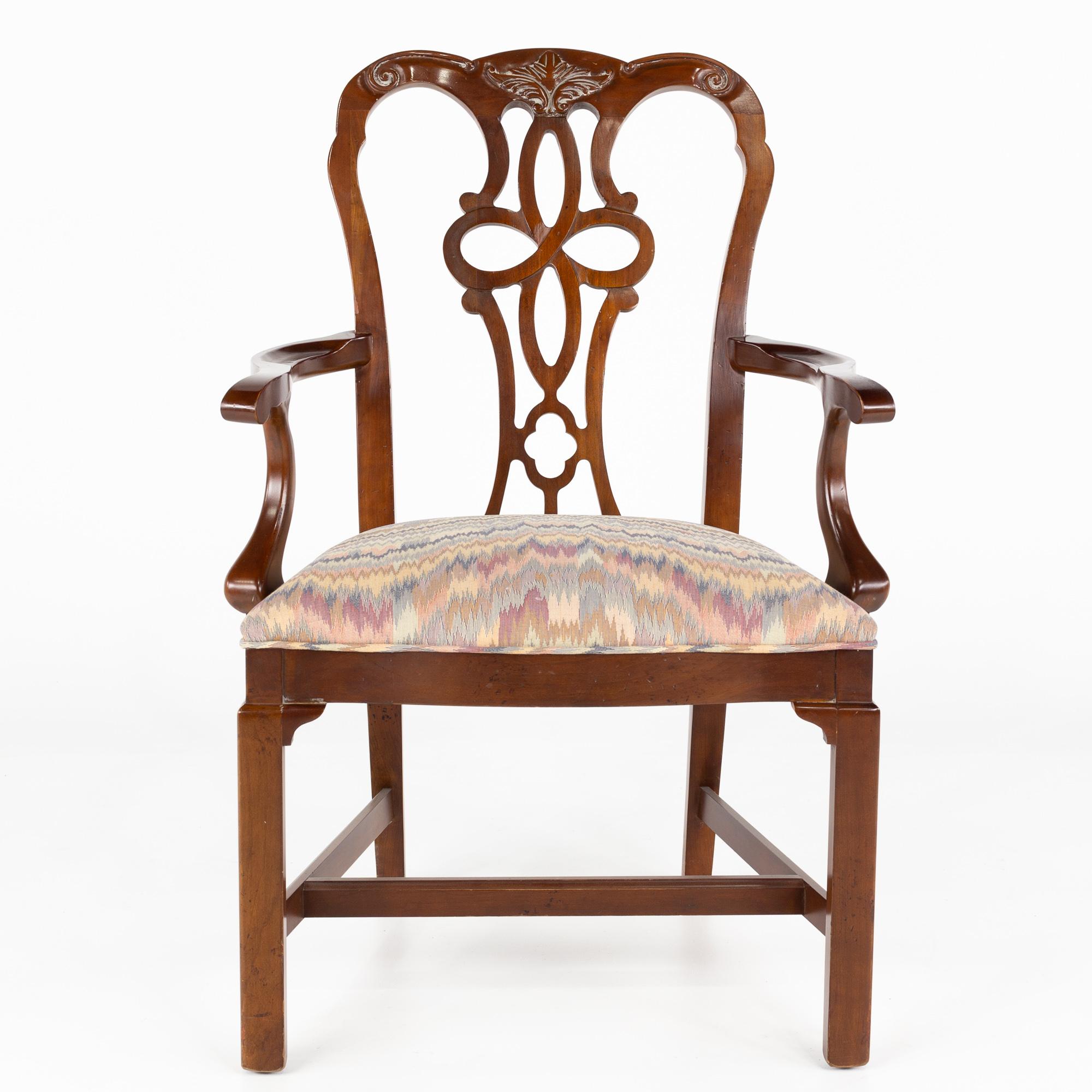 Chaises de salle à manger traditionnelles Century Furniture, ensemble de 8 pièces Bon état - En vente à Countryside, IL