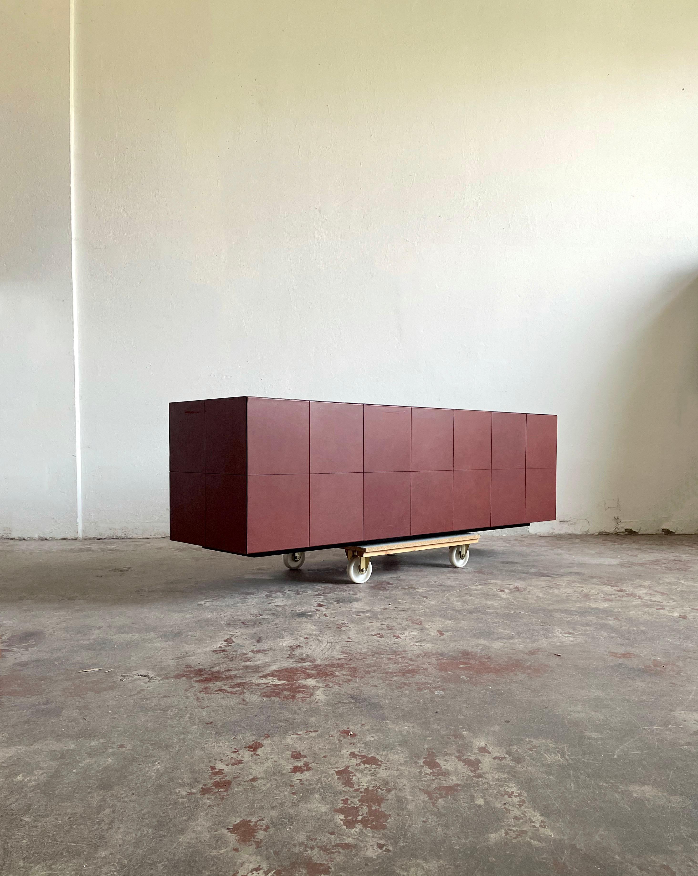C.E.O. Cube Leather Cabinet, Lella & Massimo Vignelli, Poltrona Frau, Italy 90s For Sale 7