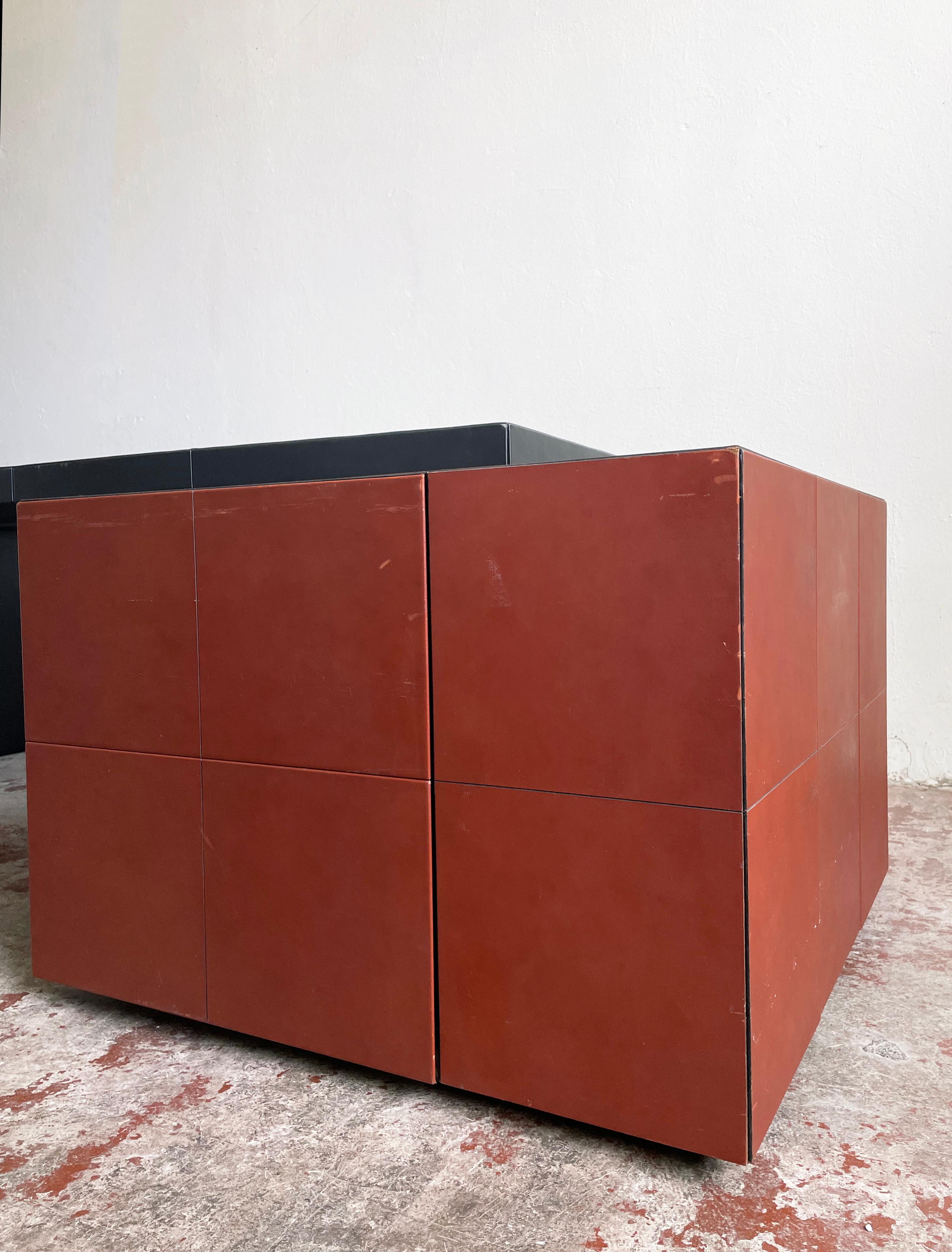C.E.O. Cube Leather Desk Designed by Lella & Massimo Vignelli for Poltrona Frau For Sale 9