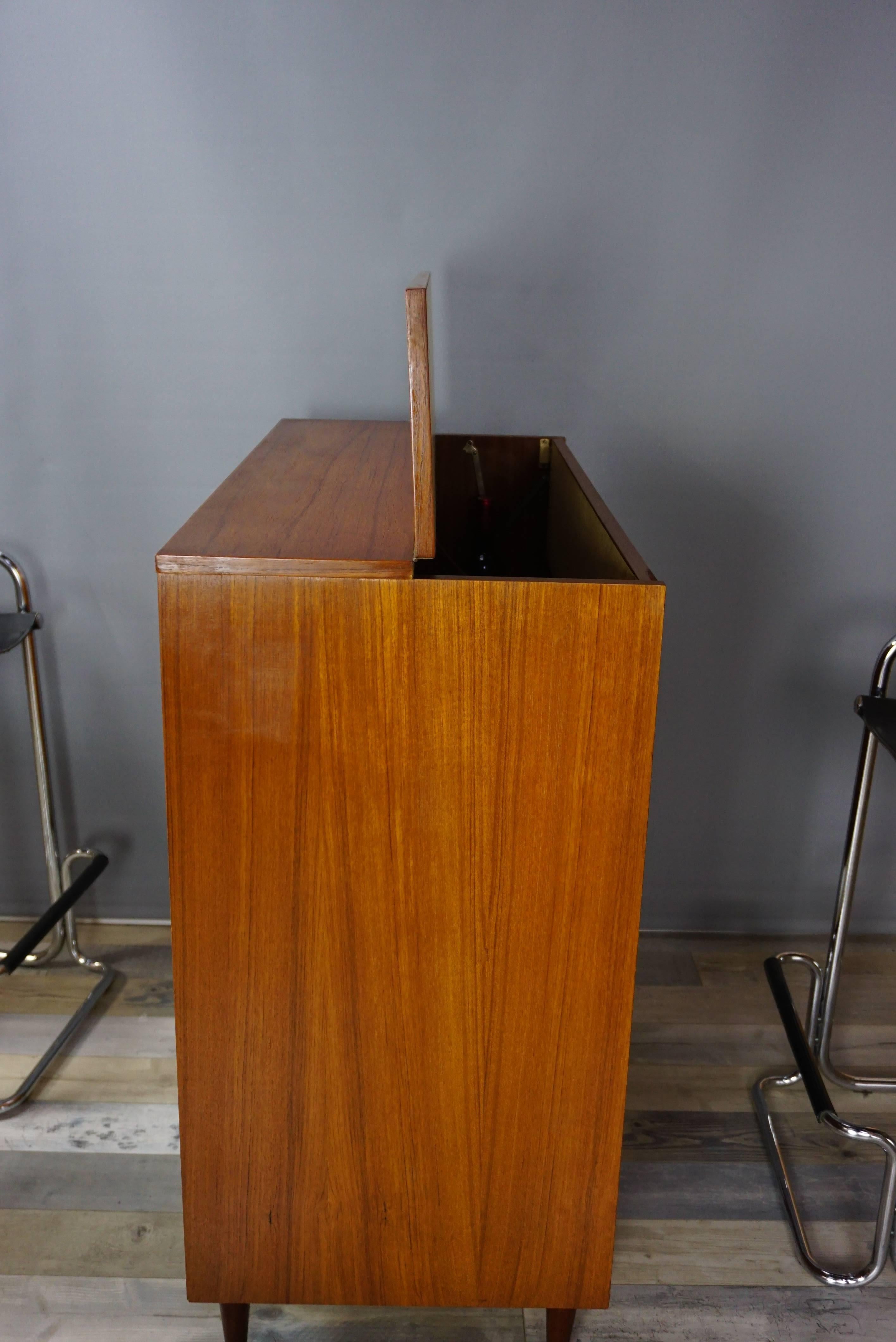 Mid-Century Modern Ceraùic and Wooden Teak Bar Cabinet from the 1960s