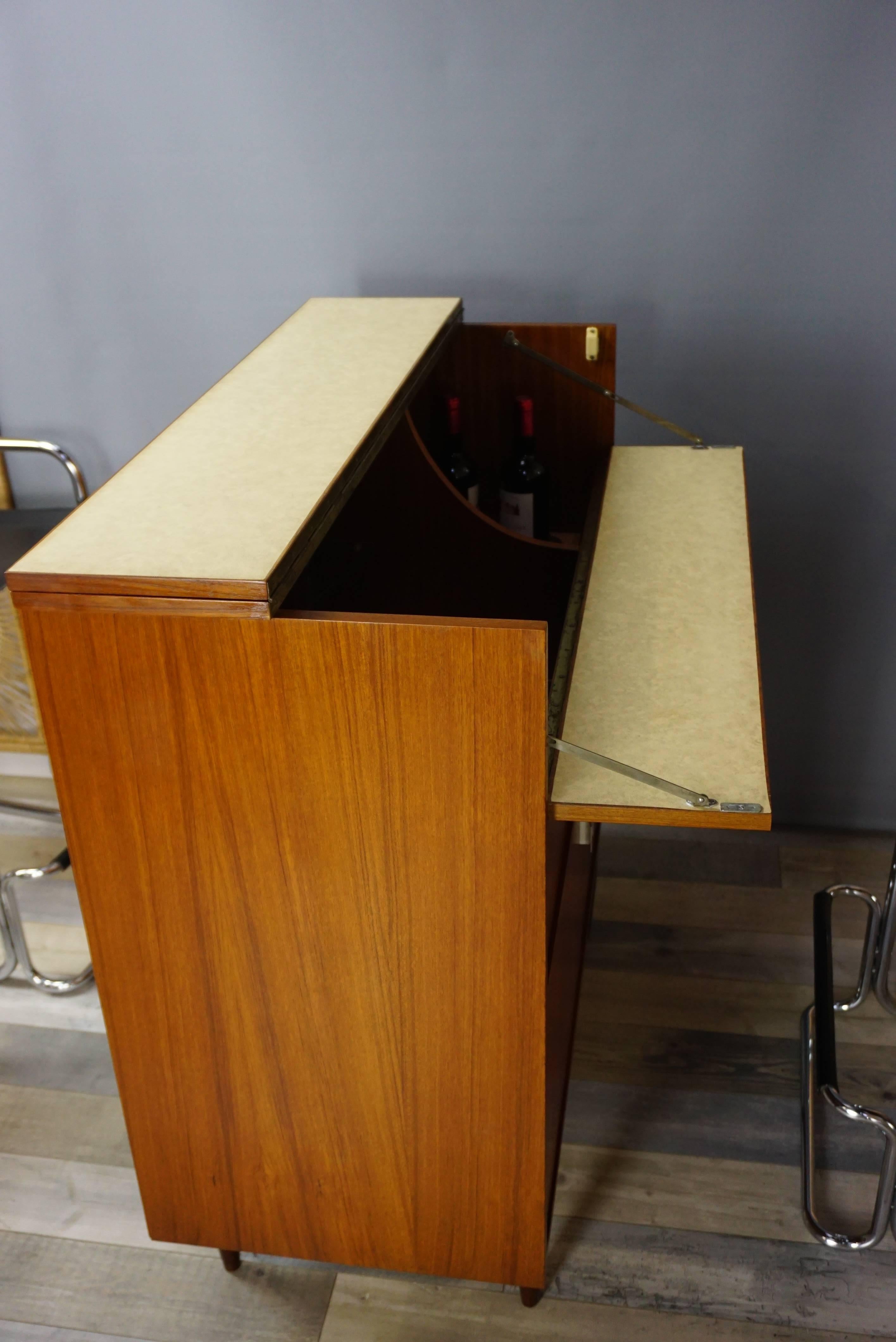 Ceraùic and Wooden Teak Bar Cabinet from the 1960s In Excellent Condition In Tourcoing, FR