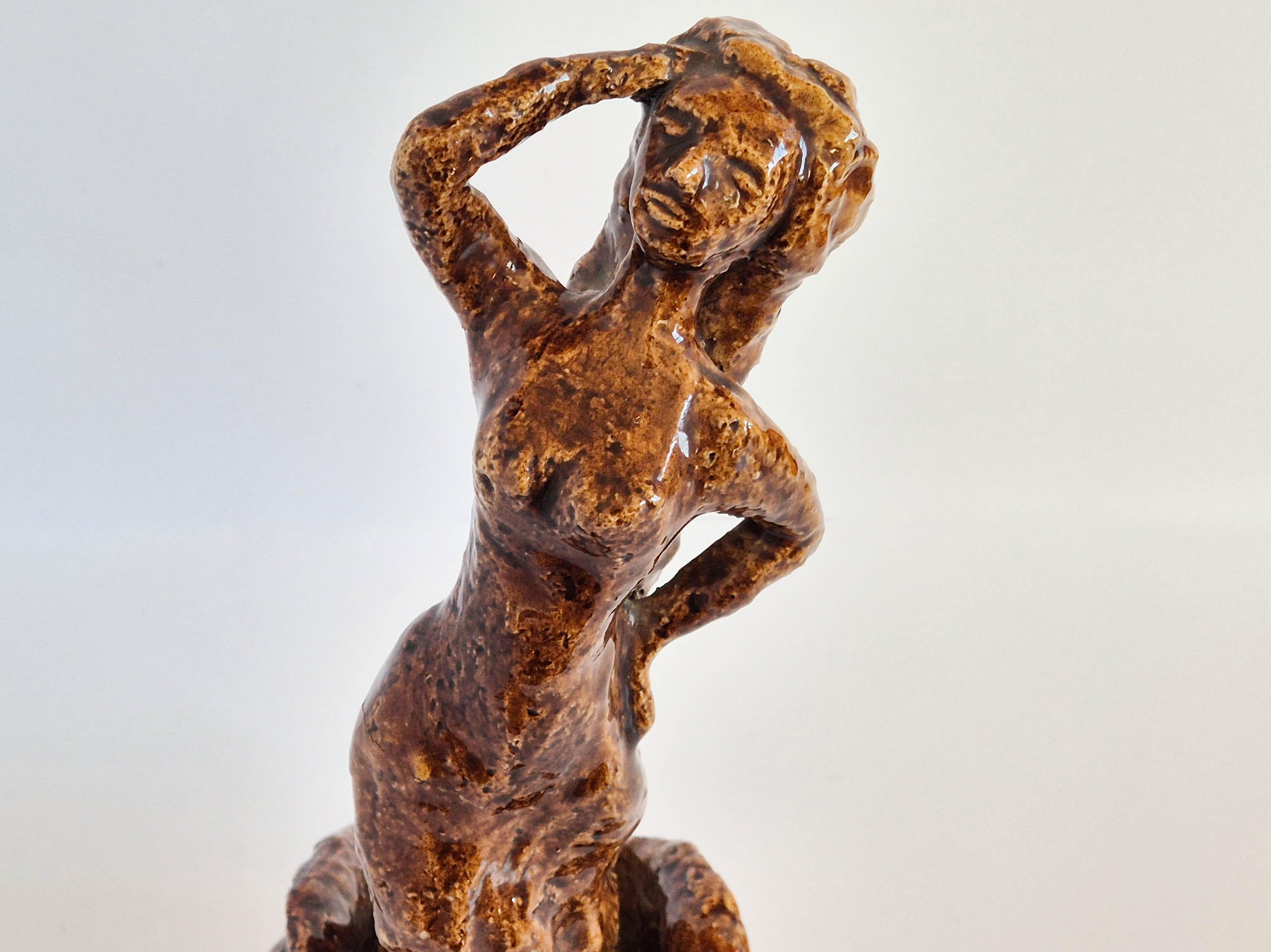 Escultura Abstracta de Cerámica Vintage Mujer - Artesanal en venta 1