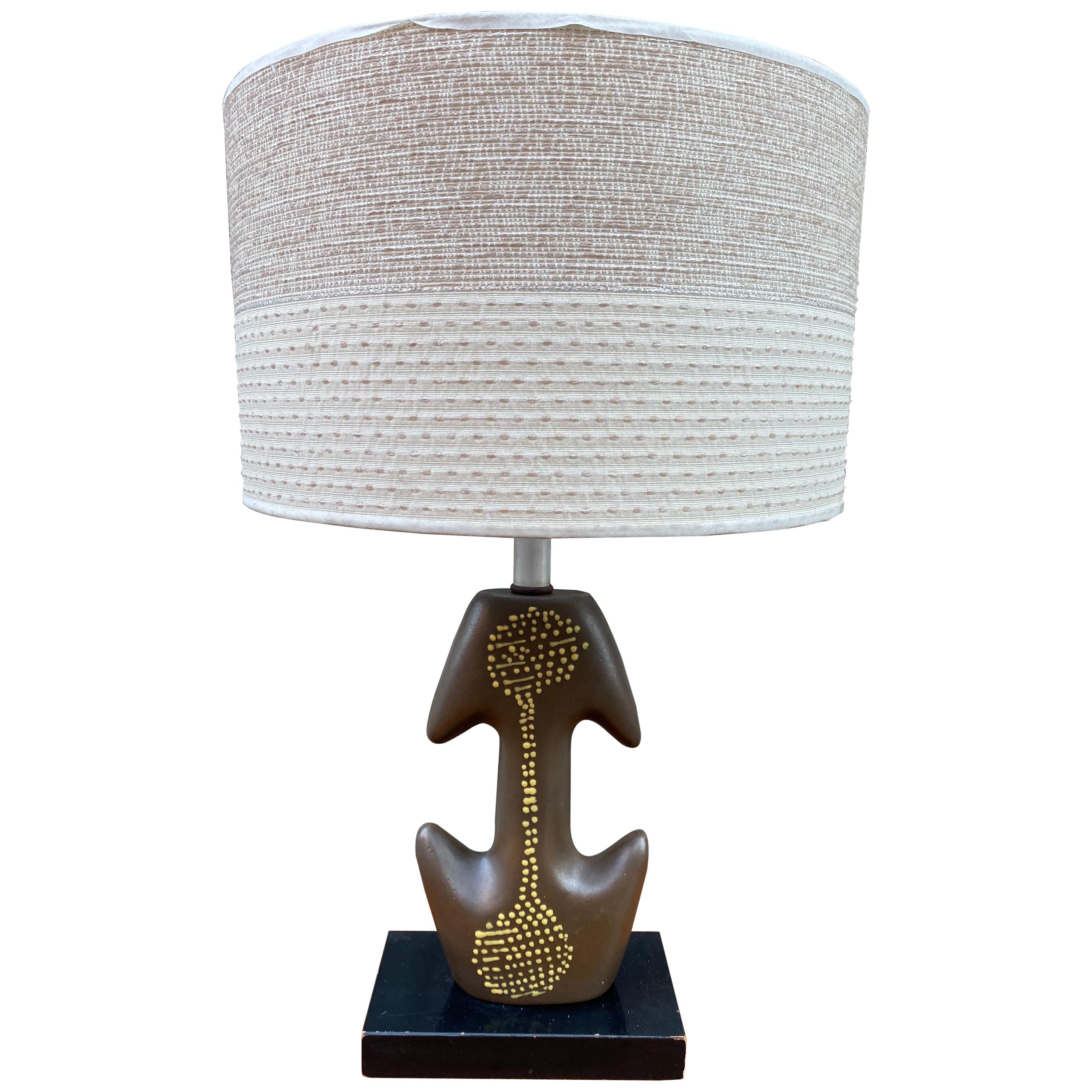 Lampe de table abstraite en céramique en vente