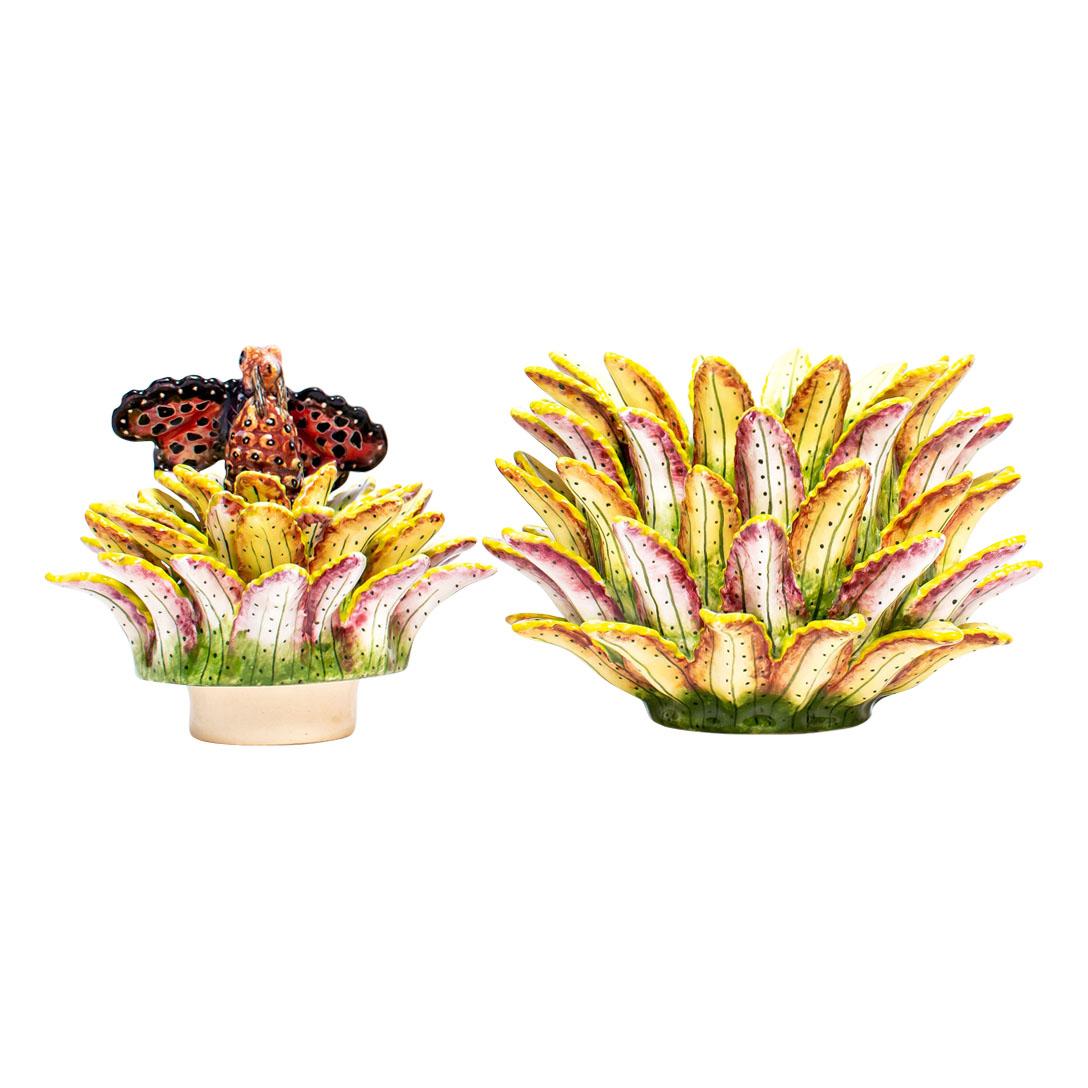 Ceramic  Aloe jewelry Box  , hand made in South Africa In Excellent Condition For Sale In North Miami, FL