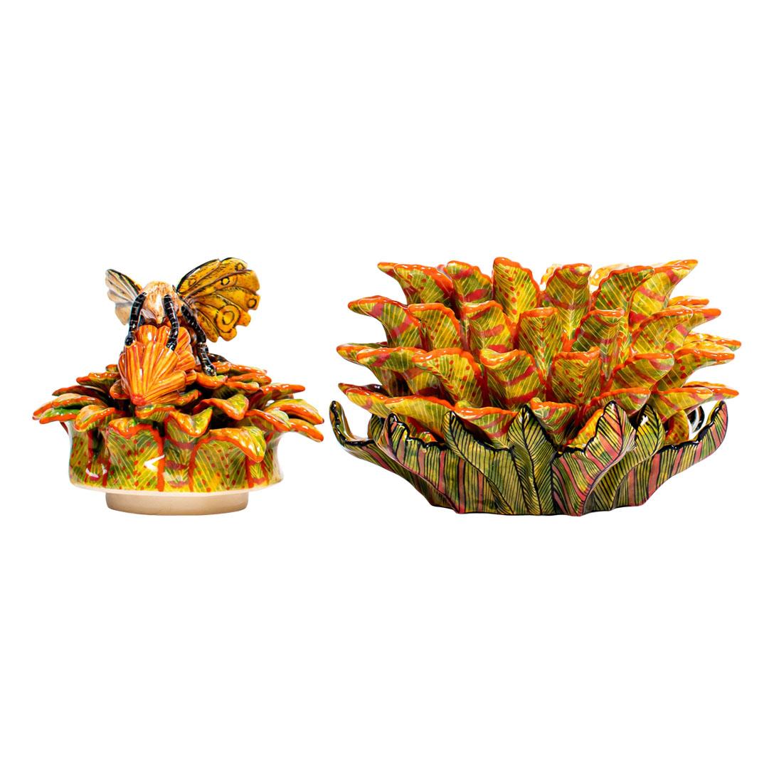 Ceramic  Aloe jewelry Box  , hand made in South Africa In Excellent Condition In North Miami, FL