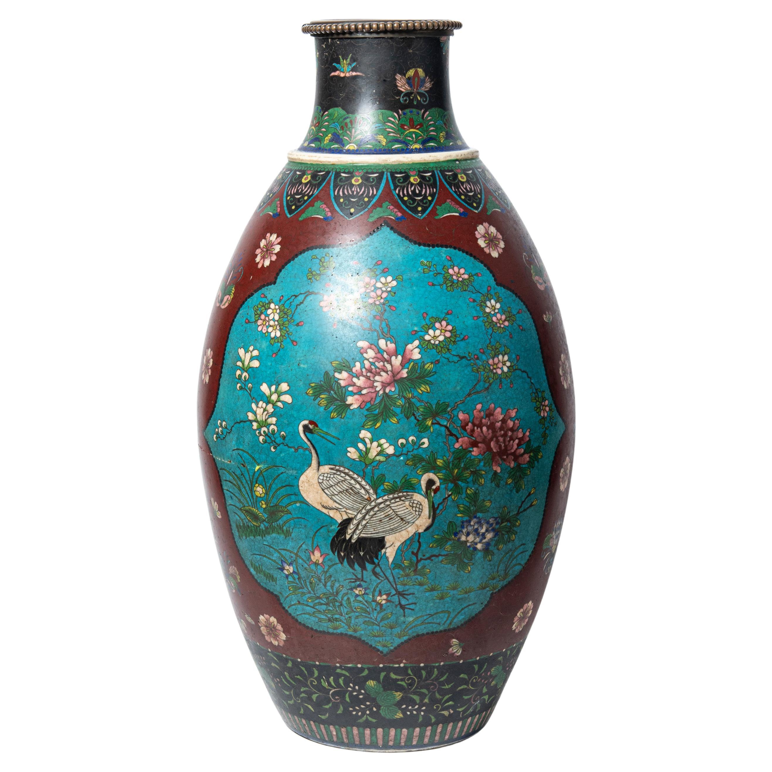 Vase aus Keramik und Cloissoné, China, frühes 20. Jahrhundert.