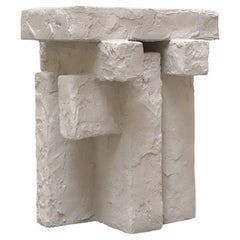 Table d'appoint en céramique et plâtre sculpturale Sand Spackle de Hayden Richer