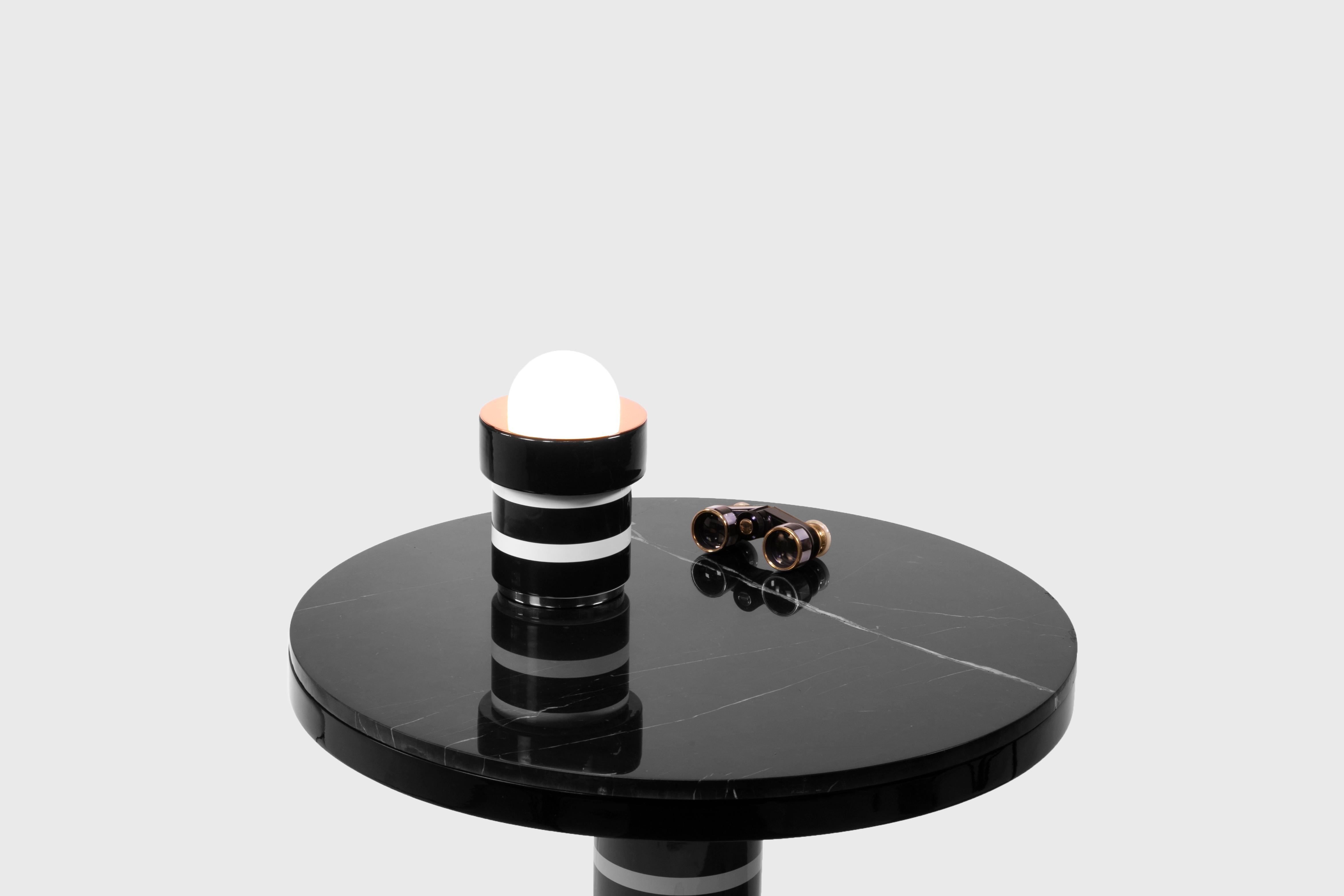 Keramik- und Marmor-Tischlampe von Eric Willemart (Moderne)