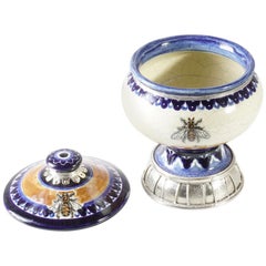 Ceramic and White Metal
Alpaca
Bee Jar Ceramic and White Metal
Alpaca
Bee Jar