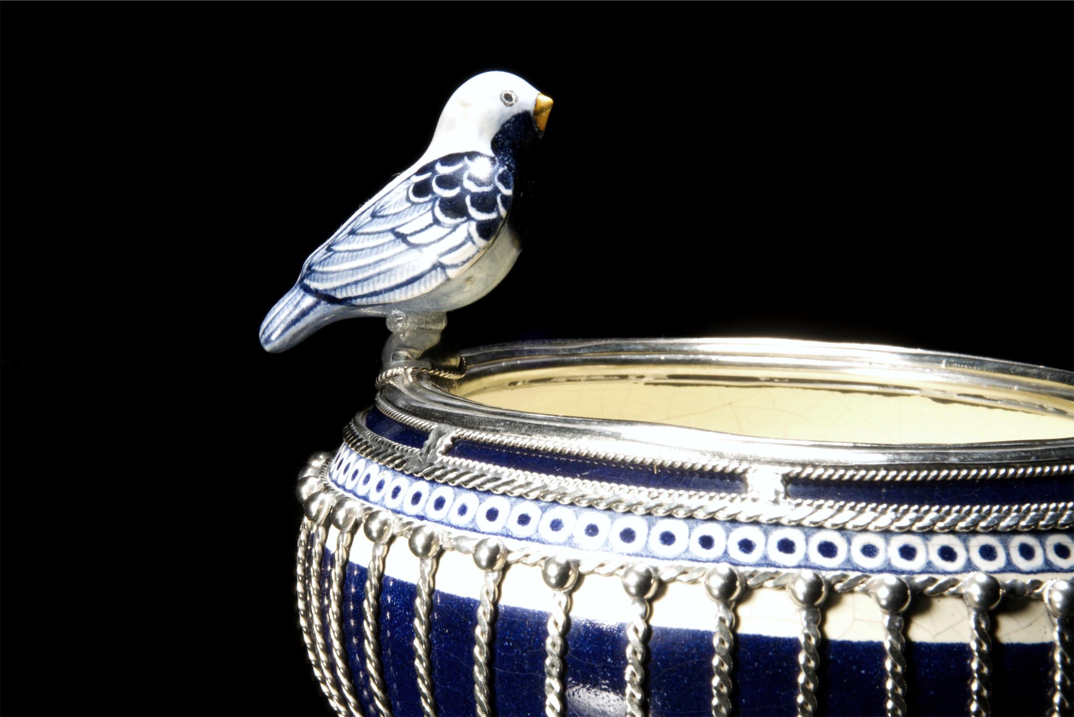 Ceramic and White Metal 'Alpaca' Bird Bowl Centerpiece 4