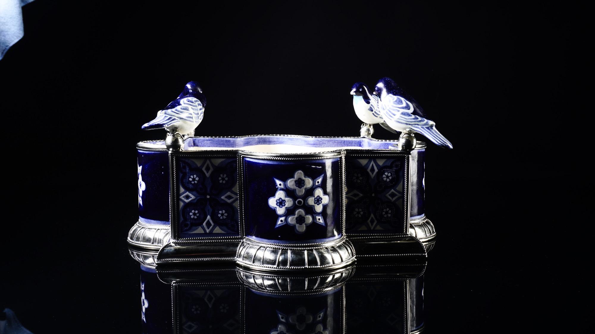Ceramic and White Metal 'Alpaca' Bird Bowl Centerpiece 2