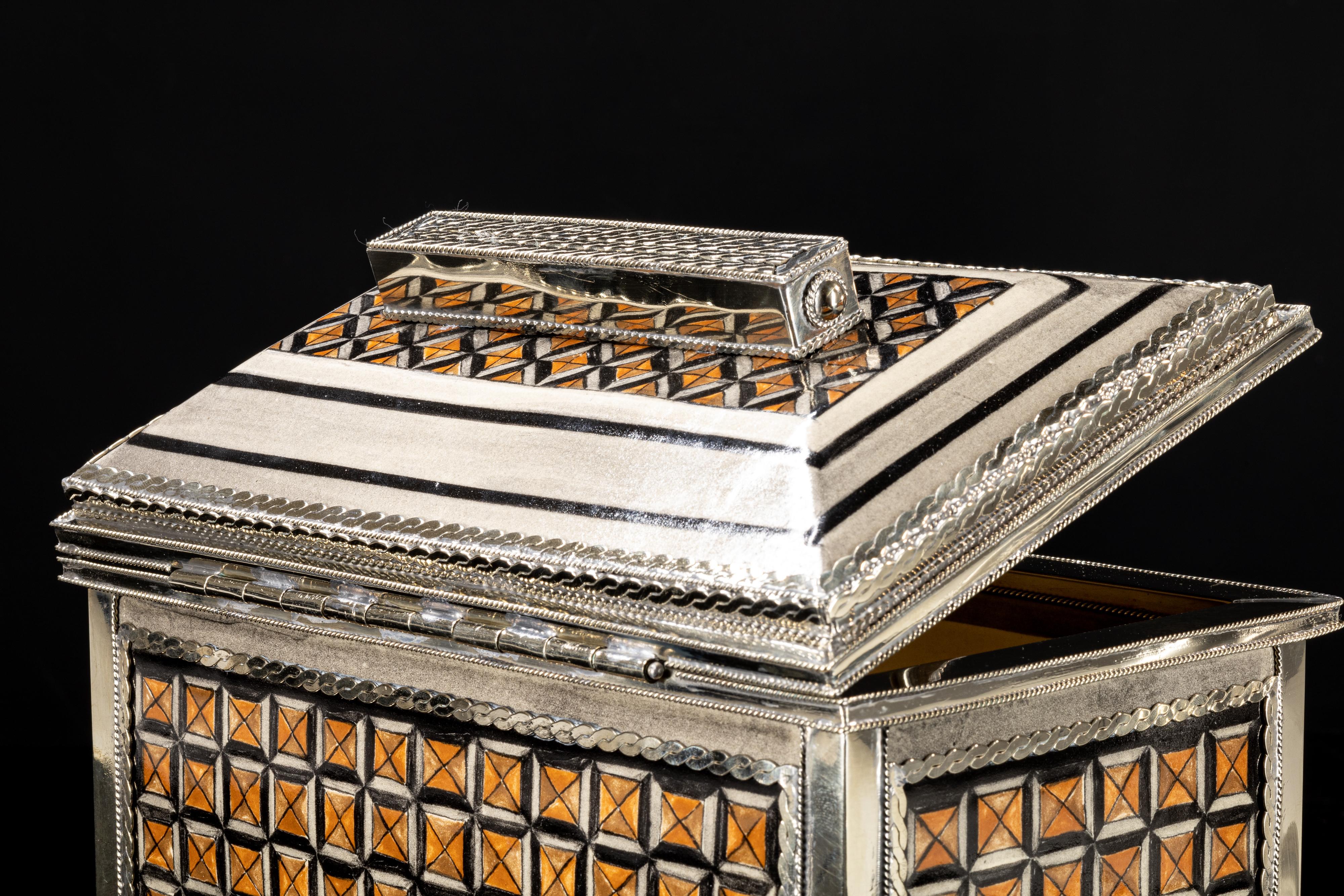 Ceramic and White Metal 'Alpaca' Box with Hand Painted Motives For Sale 1