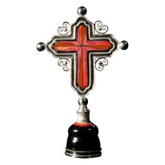 Ceramic and White Metal 'Alpaca' Crucifix with Cerámic