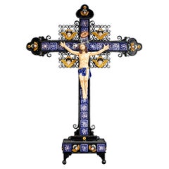 Ceramic and White Metal 'Alpaca' Crucifix with Cerámic