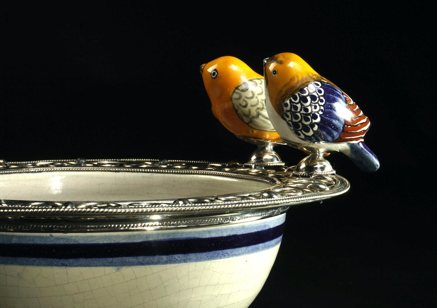 Ceramic and White Metal 'Alpaca' Two Birds Bowl Centrepiece In New Condition In Guadalajara, Jalisco