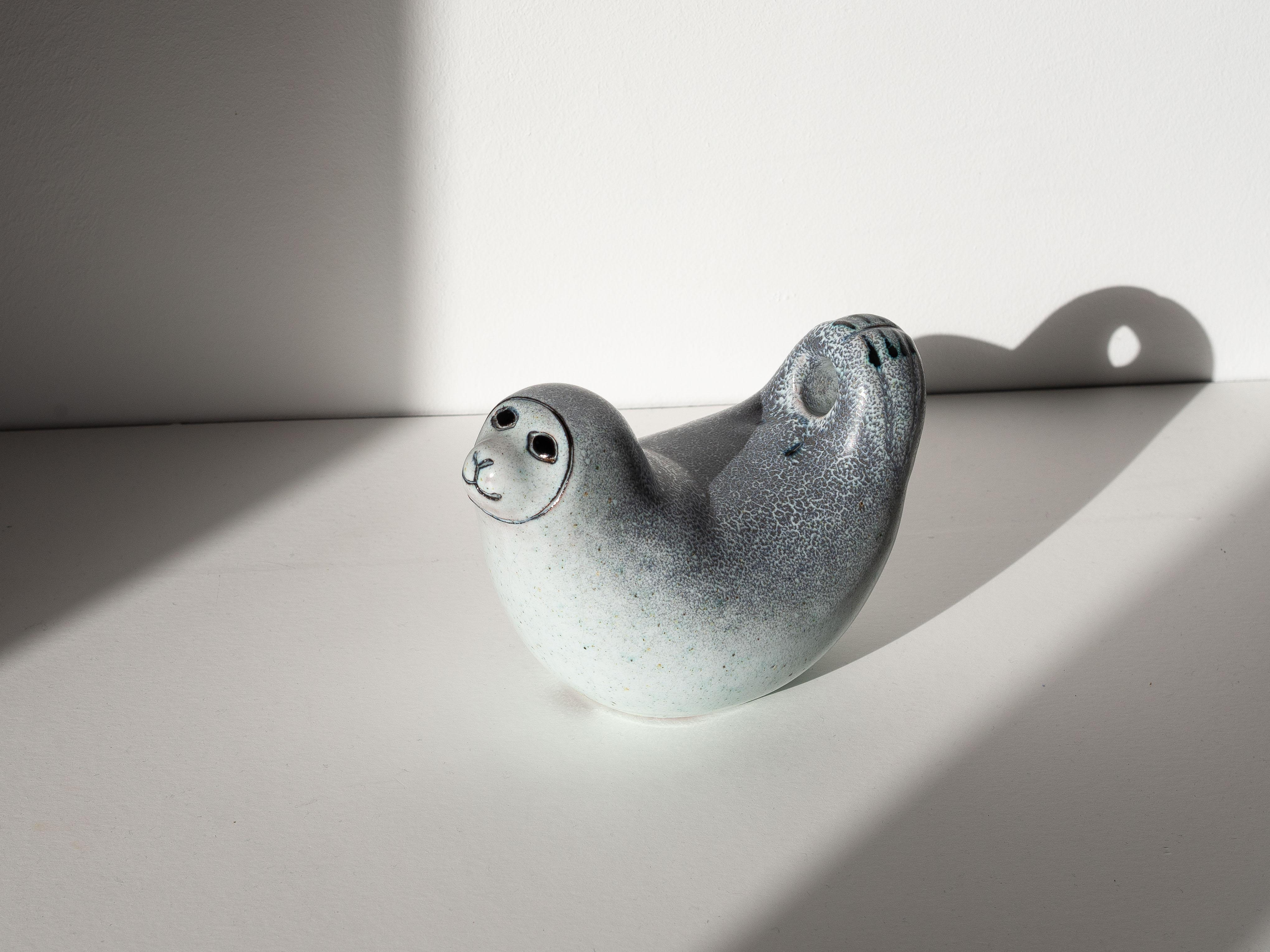 Sculpture animalière en céramique - Figurine de phoque - Thomas Hellström, Suède années 1970 en vente 3