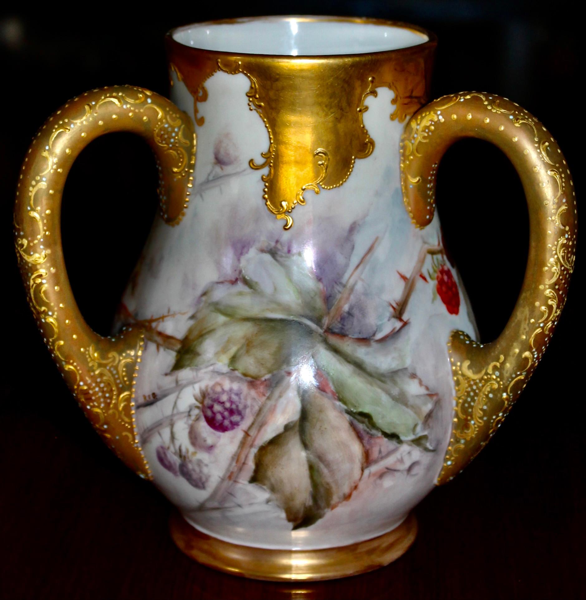 Fine XIX secolo Ceramic Art Company (C.A.I.C.)  Vaso in porcellana dipinta American Belleck in vendita