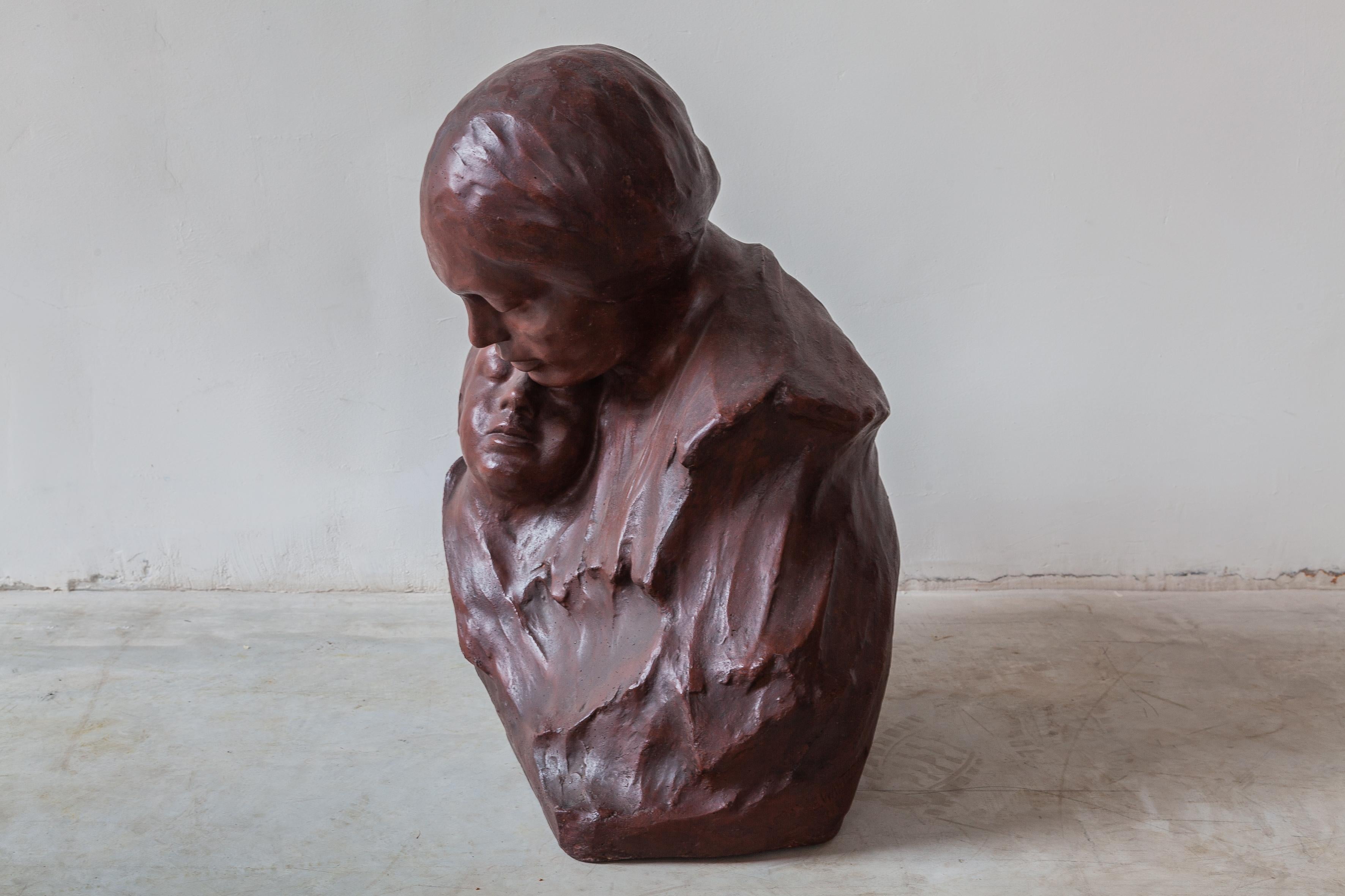 Belgian Ceramic Art Deco Buste Mother and Child by Belgium Artist G.Wasterlain For Sale