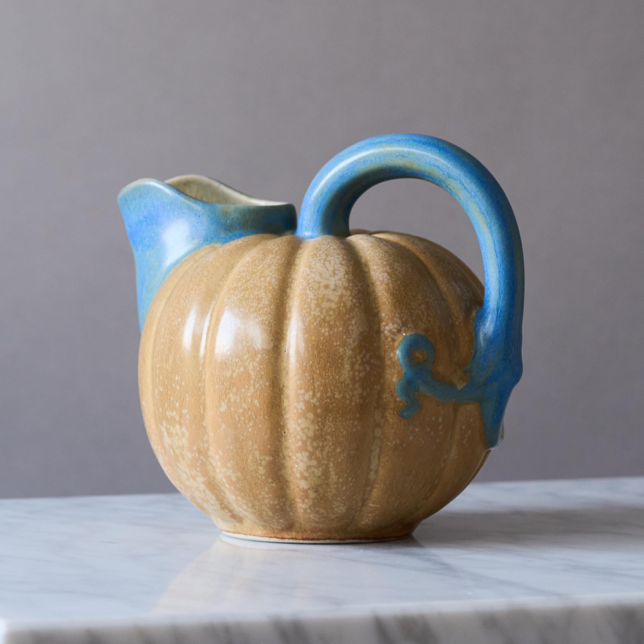 Francese Brocca in ceramica Art Deco con vaso a forma di melone o di zucca di Louis Lourioux, Francia, anni Venti. in vendita