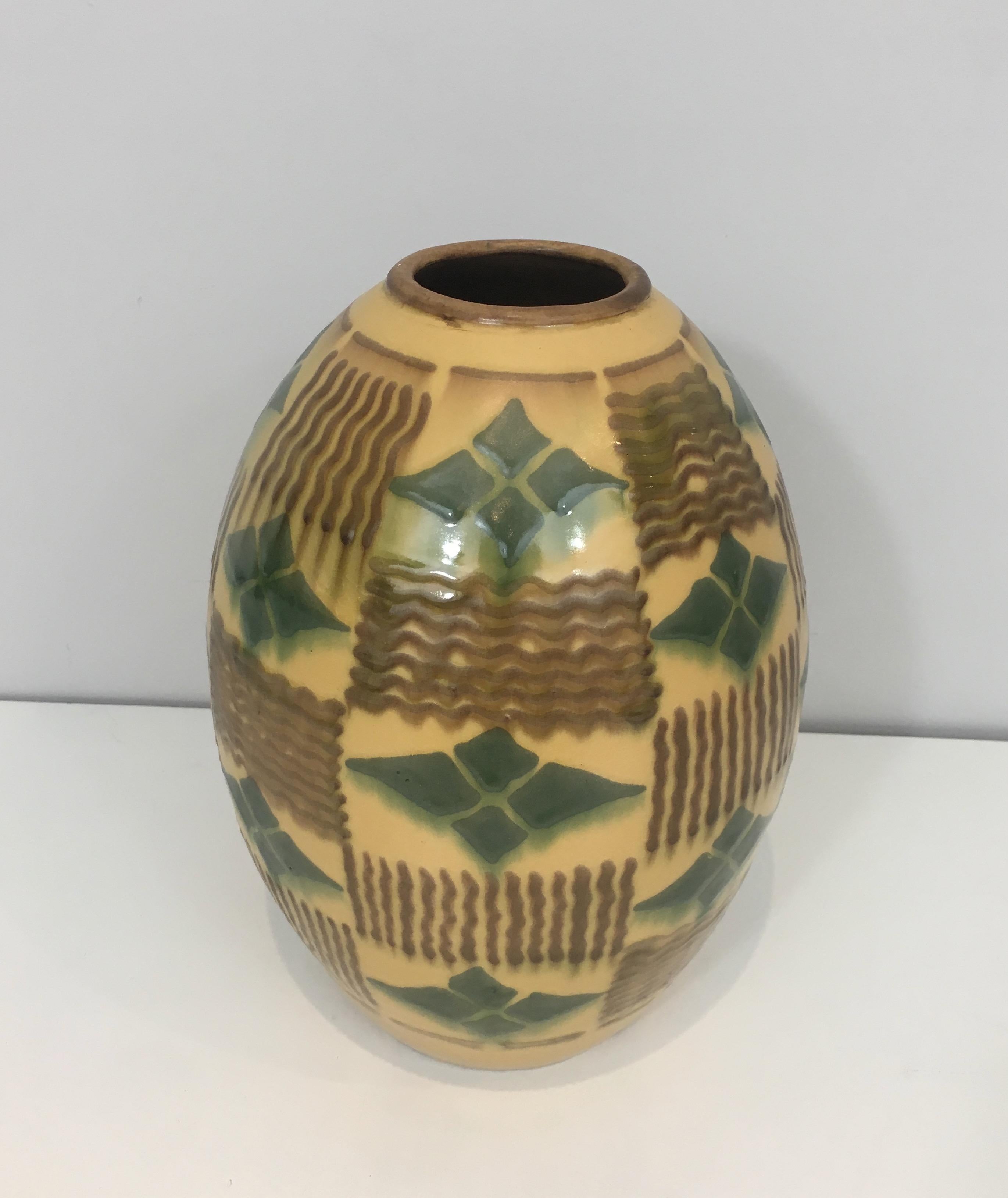 Ceramic Art Deco Vase, circa 1930 In Good Condition In Marcq-en-Barœul, Hauts-de-France