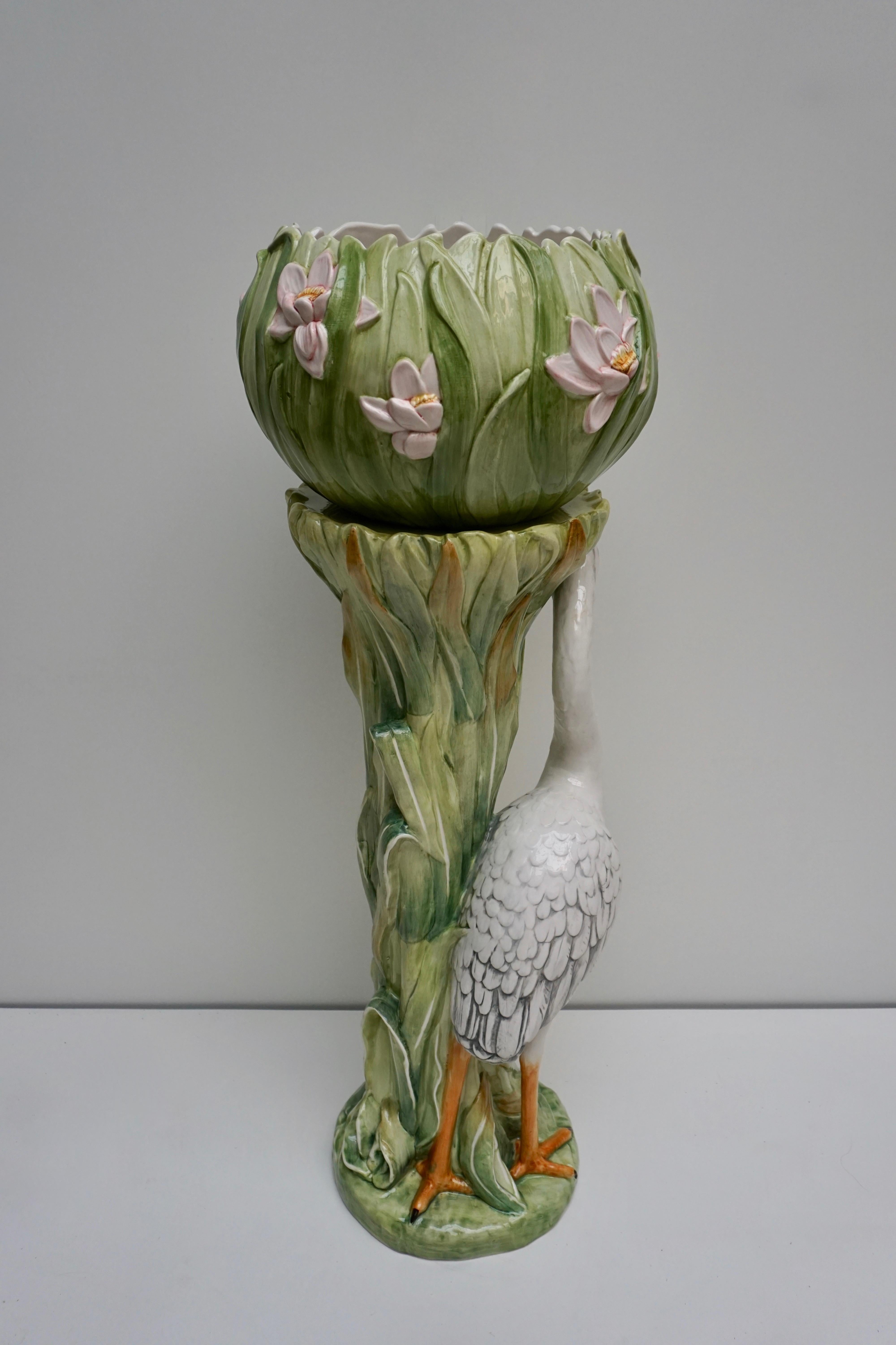 Piédestal et jardinière en majolique de style Art Nouveau italien, avec héron, dans le style de De en vente 4