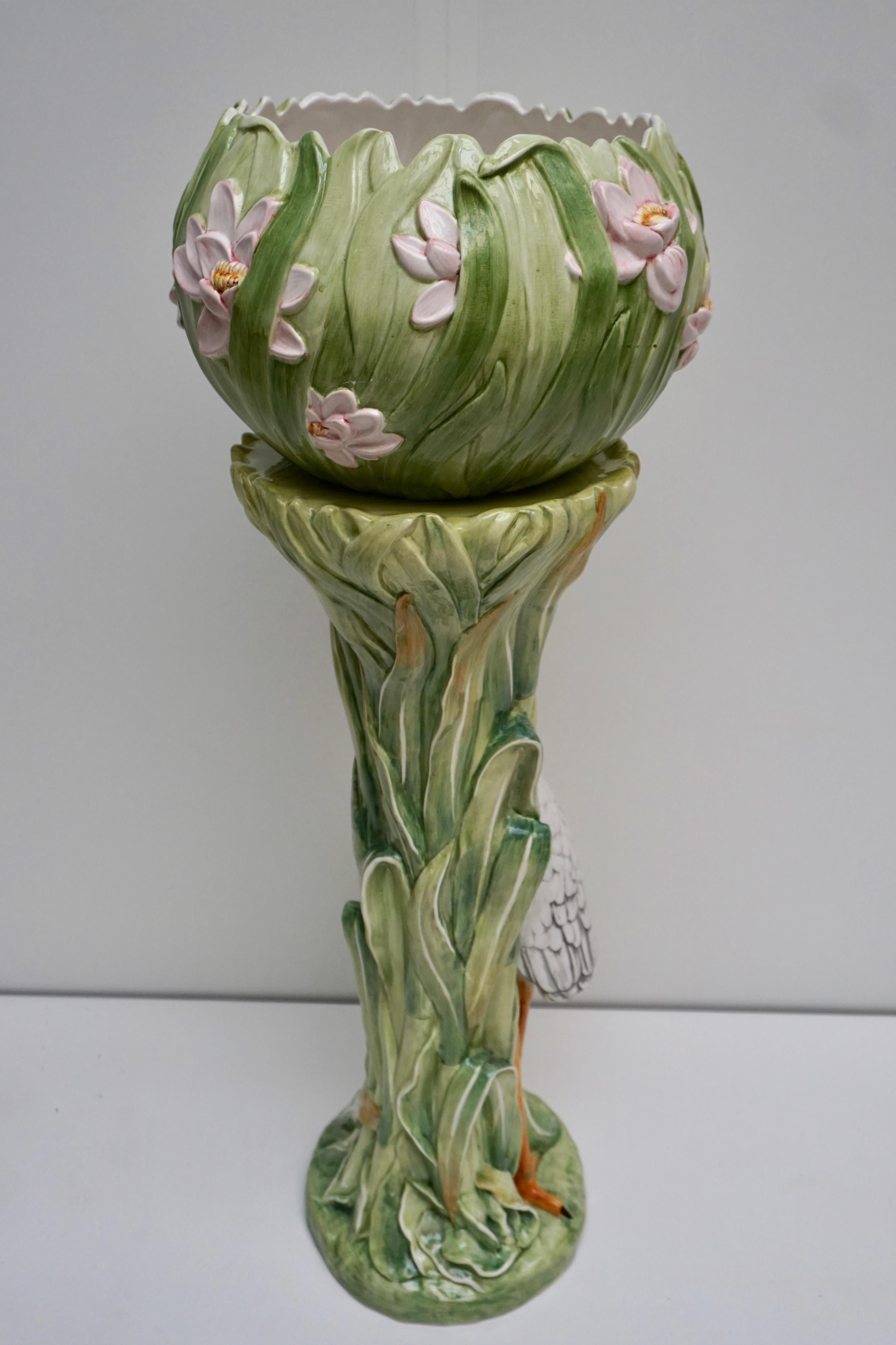 Piédestal et jardinière en majolique de style Art Nouveau italien, avec héron, dans le style de De en vente 9