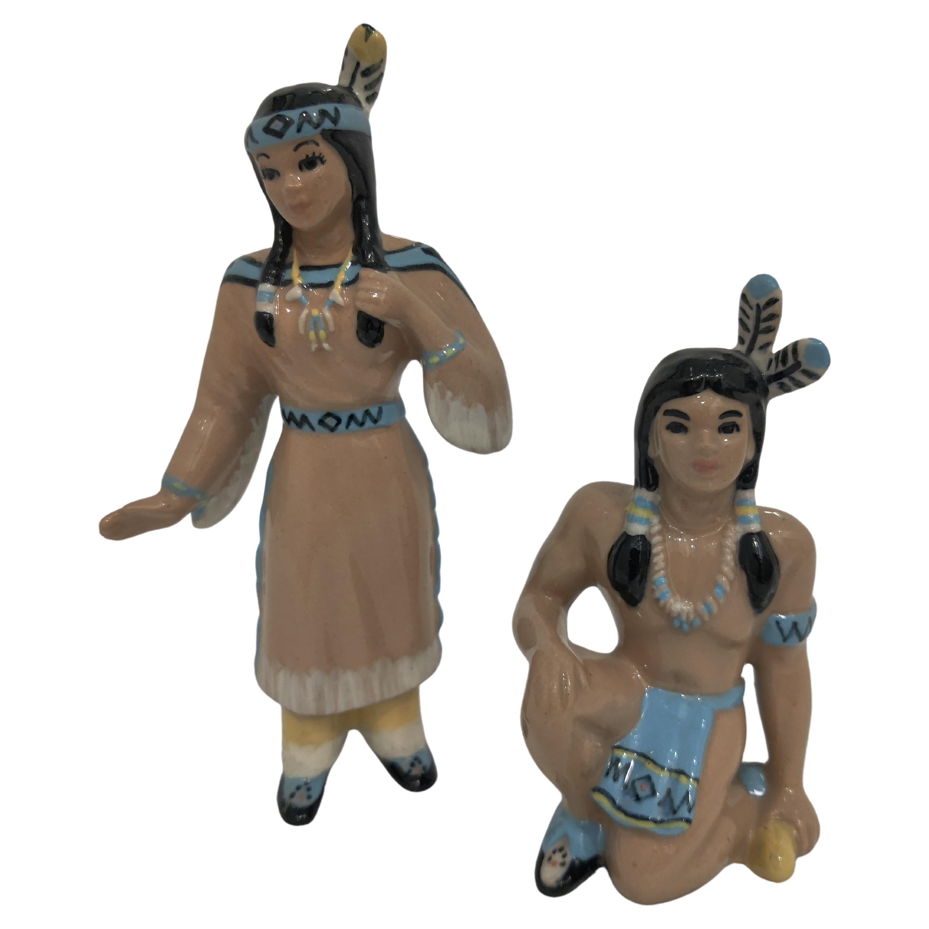 Paire de figurines indiennes Ceramic Arts Studio en vente