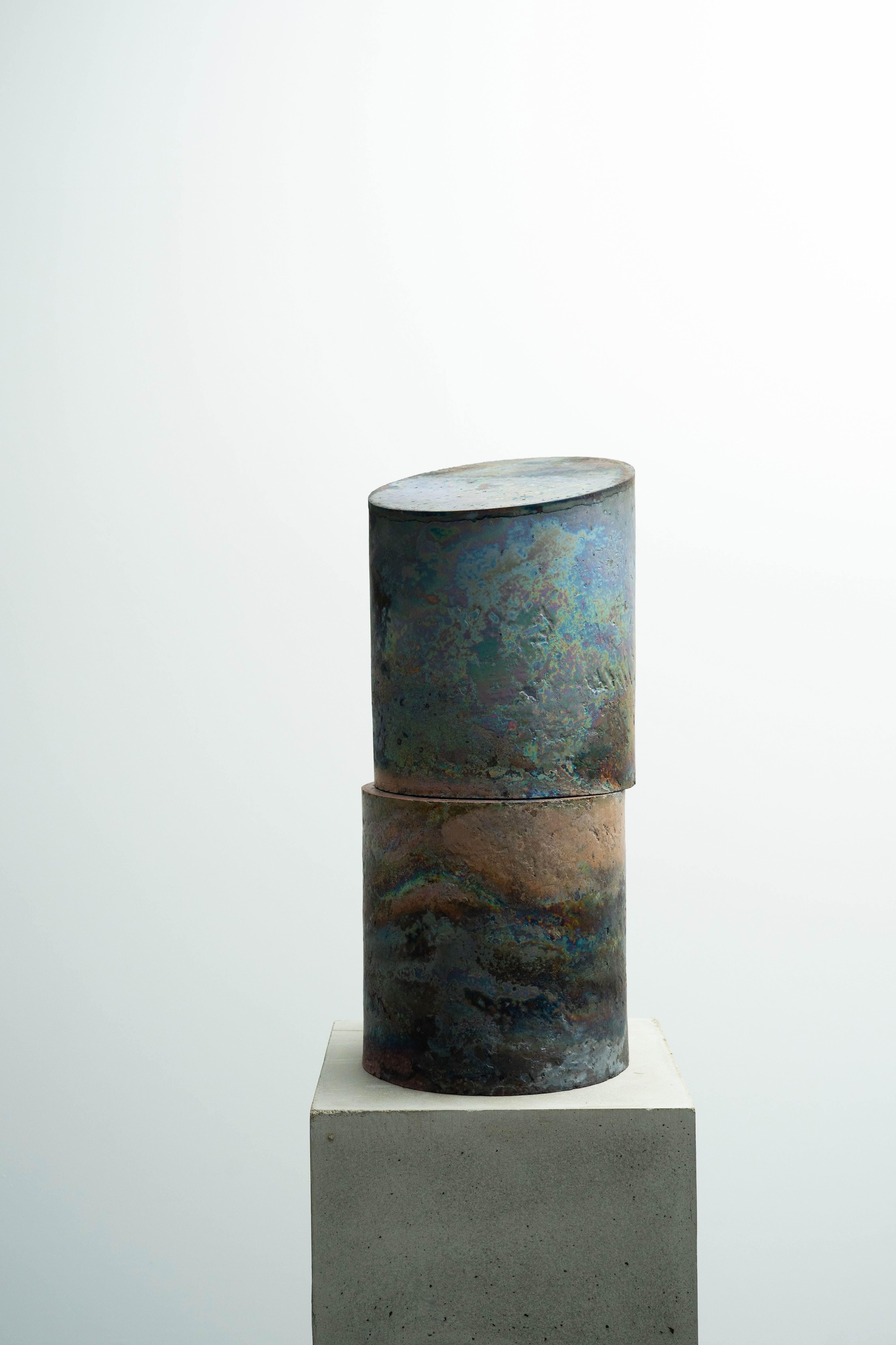 Ceramic Artwork handmade by Tomonari Hashimoto
Dimensions: W 28 x D 28 x H 60.5 cm
Materials: Stoneware Cray, Oxide Metal, Glaze


1990 Born in Wakayama Pref. in Japan
2017 PhD, Kanazawa University of Art
In 2008, he entered the Kyoto